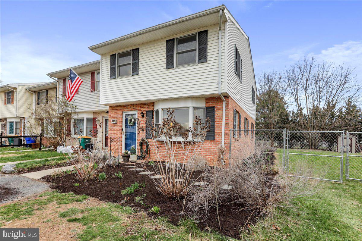 SHERWOOD MANOR - Residential