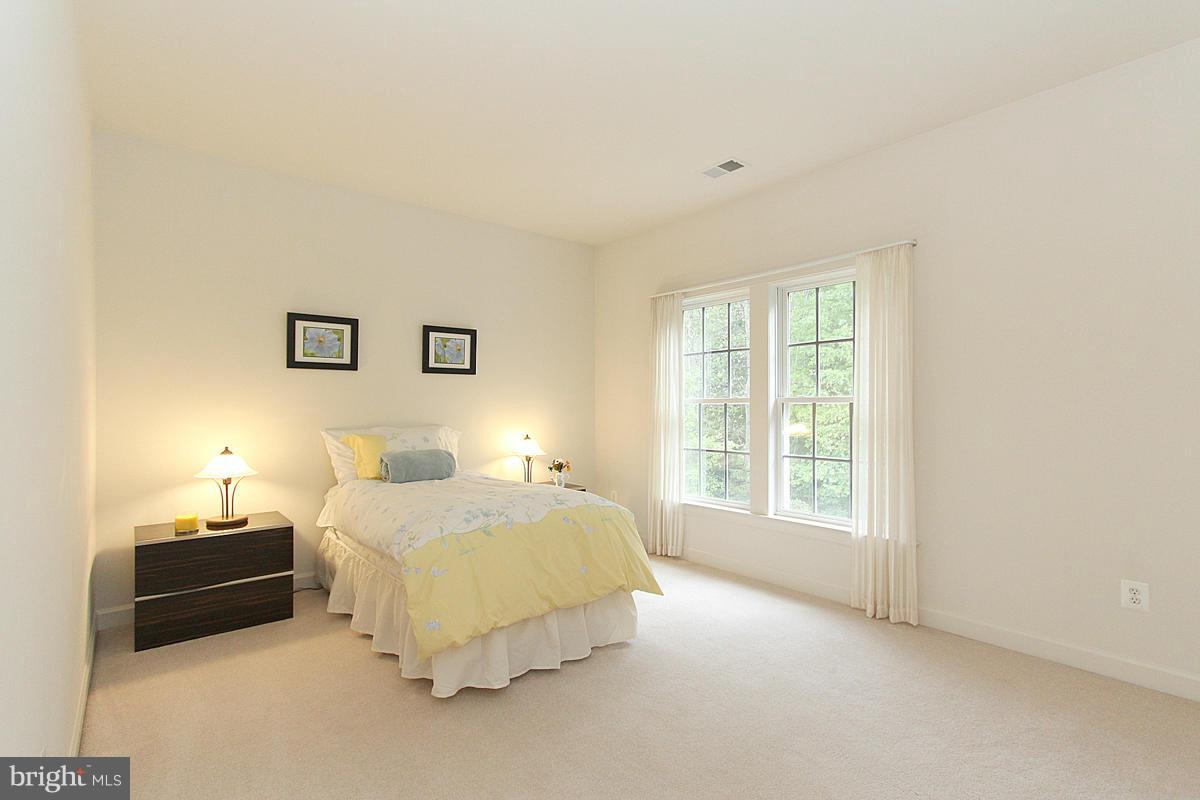 POWELLS LANDING - Residential