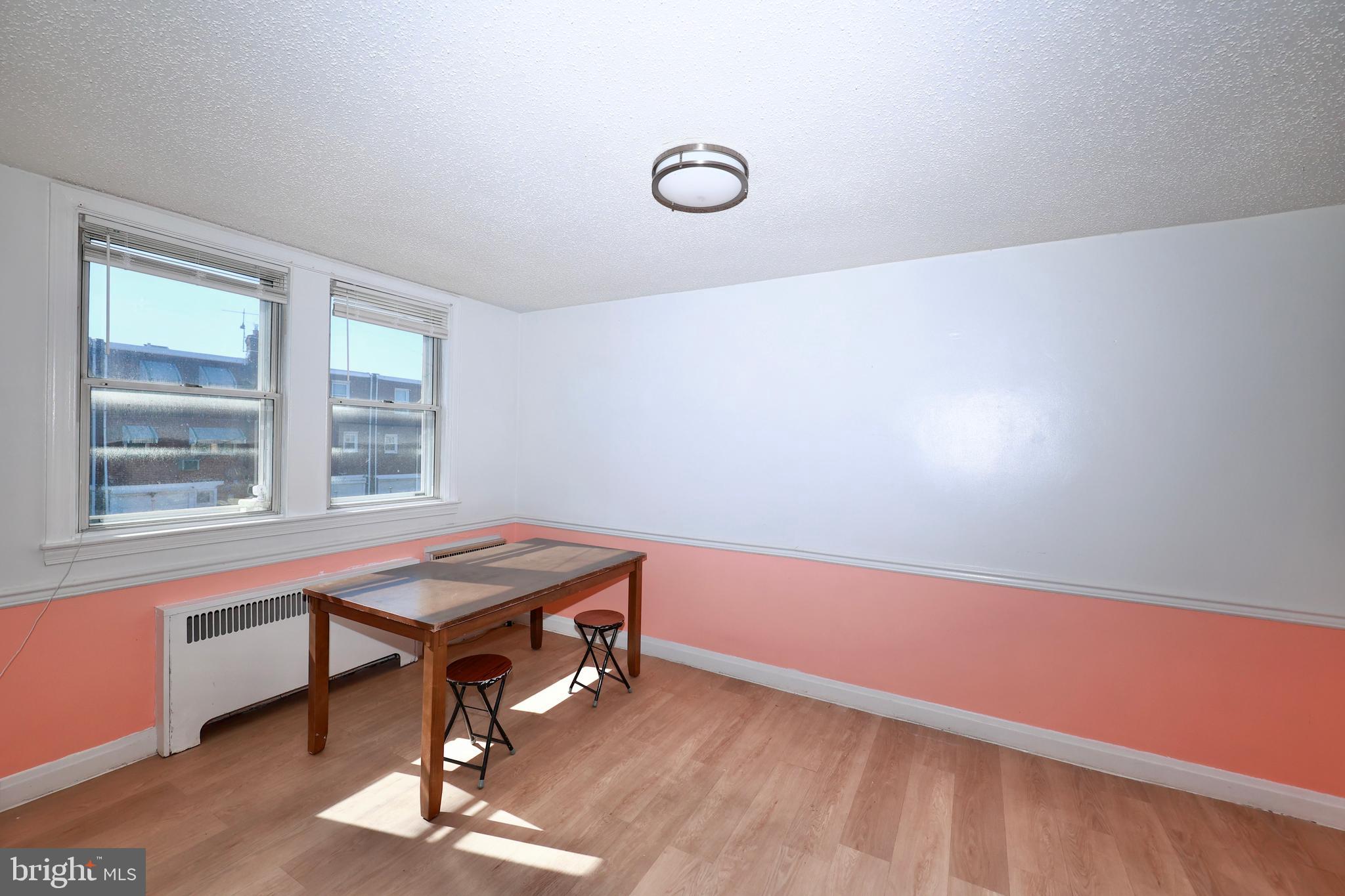 PHILADELPHIA (NORTHEAST) - Residential