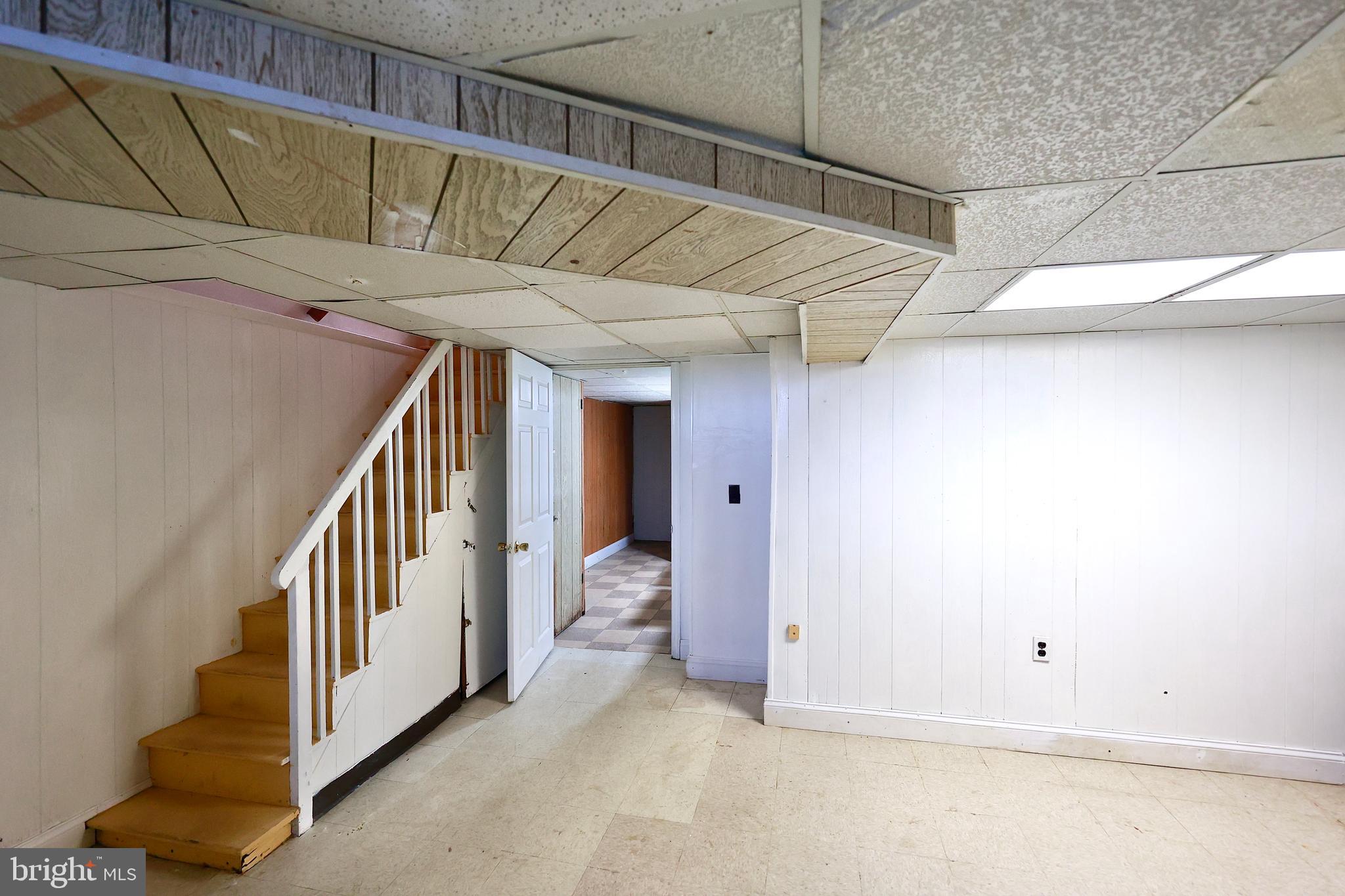 PHILADELPHIA (NORTHEAST) - Residential