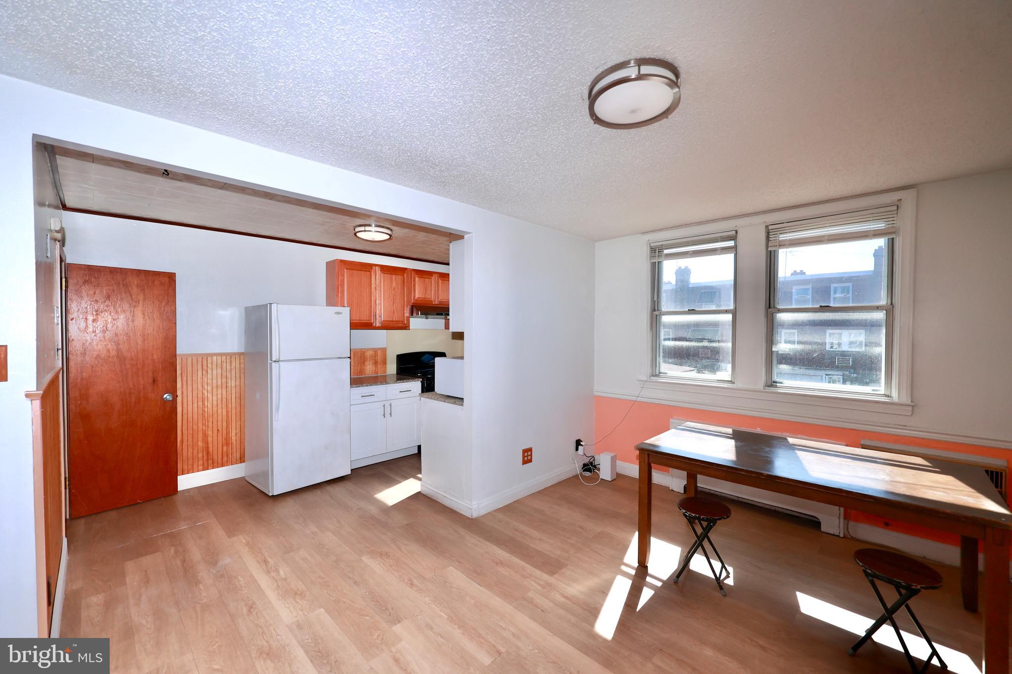 PHILADELPHIA (NORTHEAST) - Residential