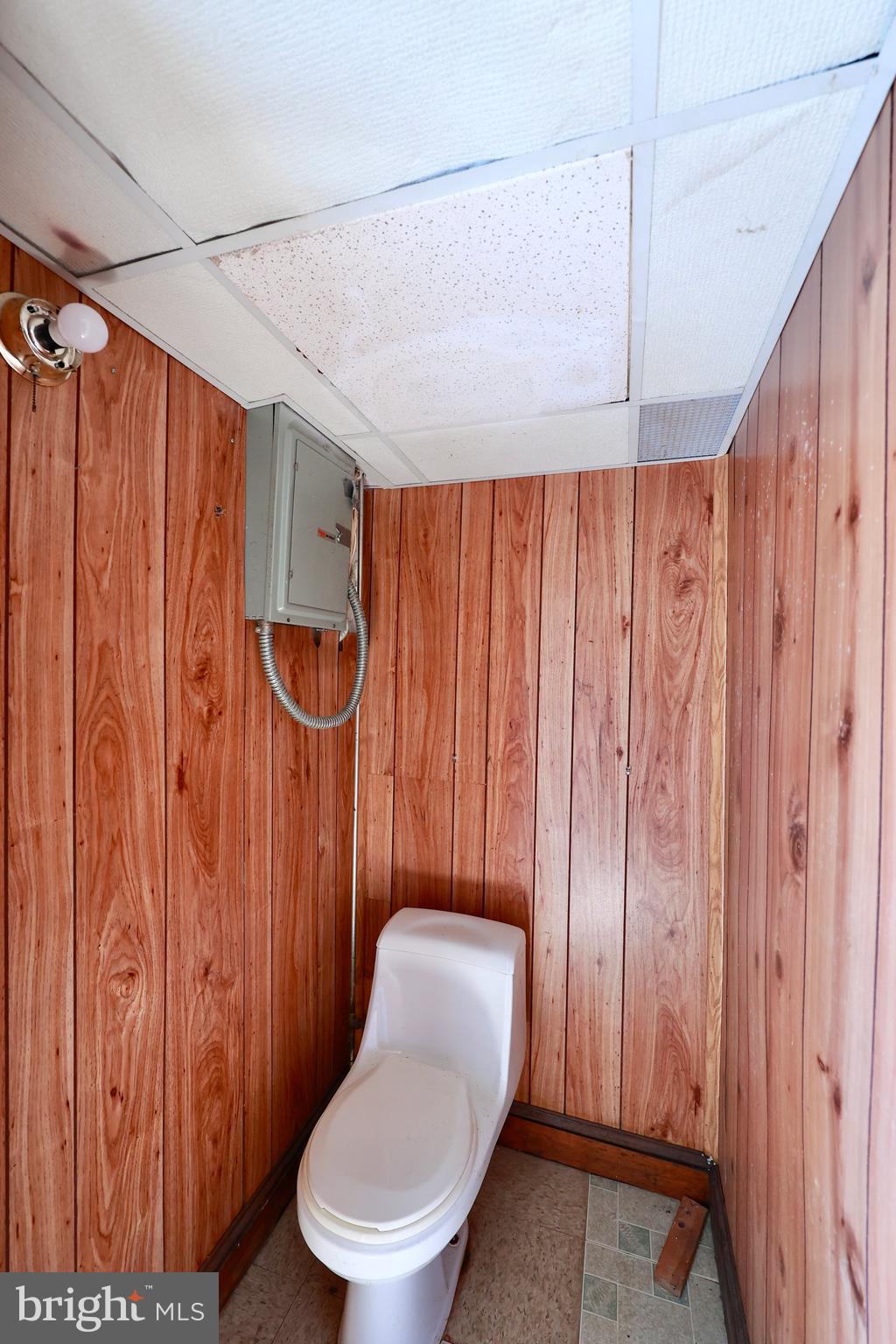 PHILADELPHIA (NORTHEAST) - Residential