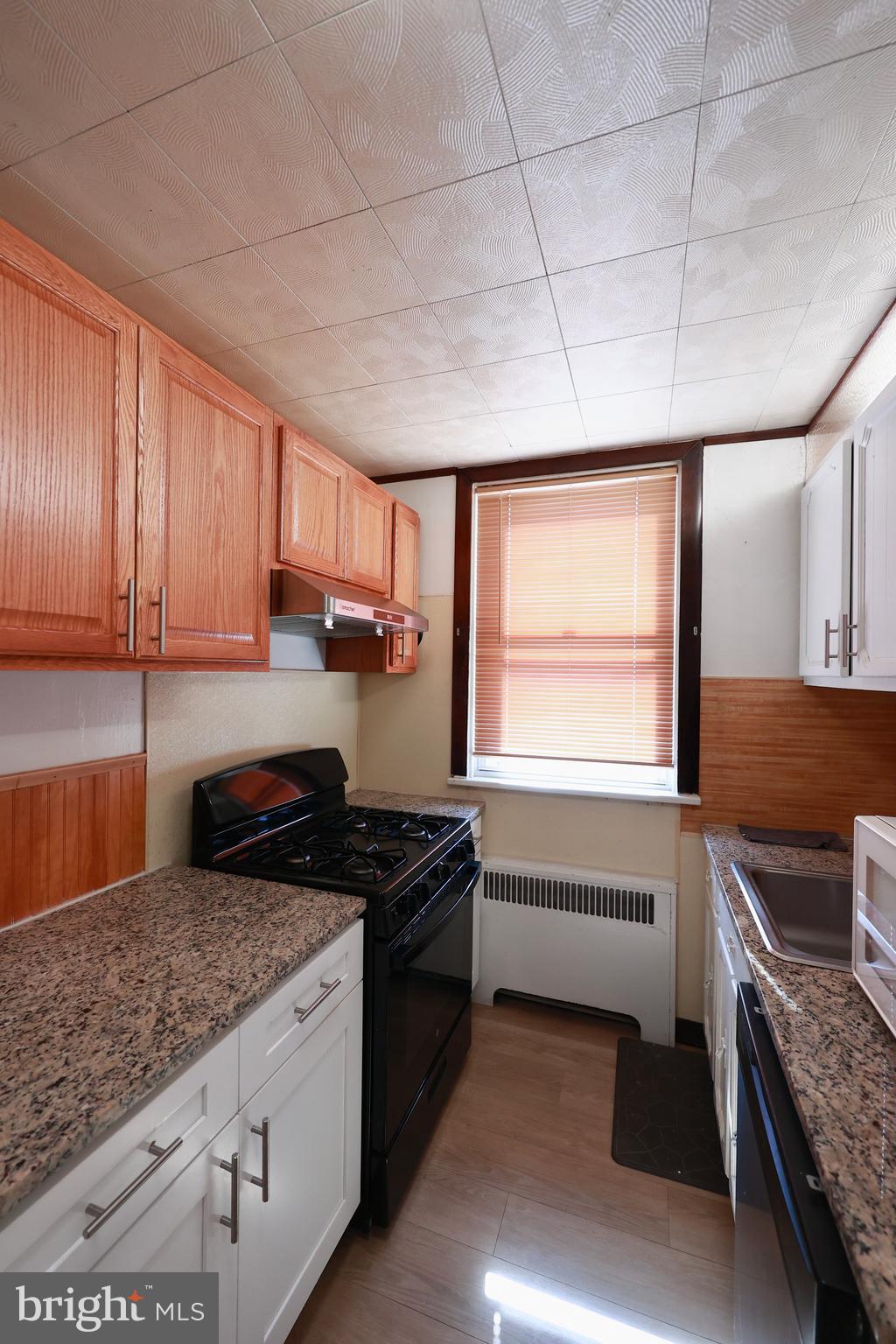 PHILADELPHIA (NORTHEAST) - Residential