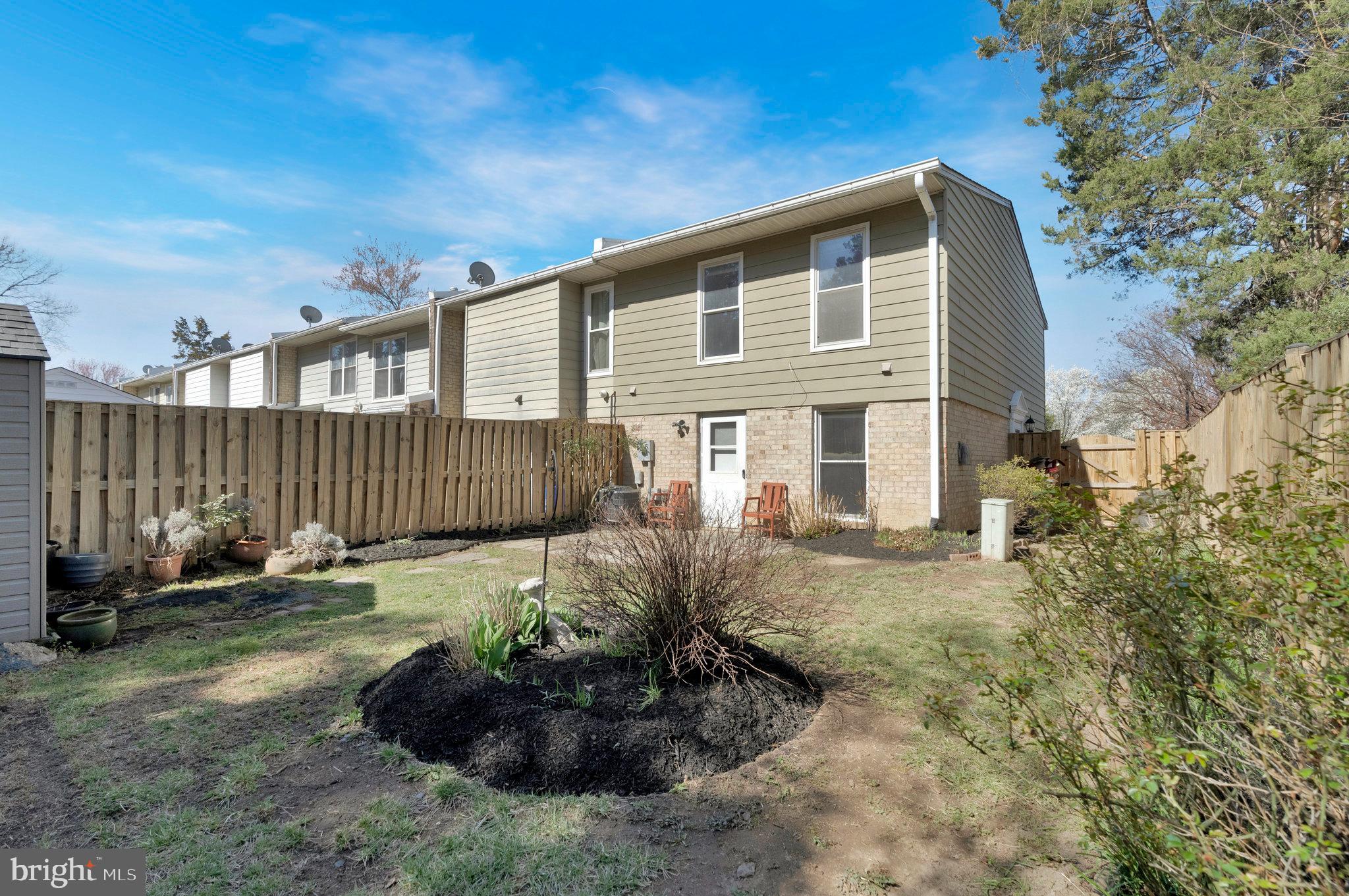 REFLECTION LAKE - Residential
