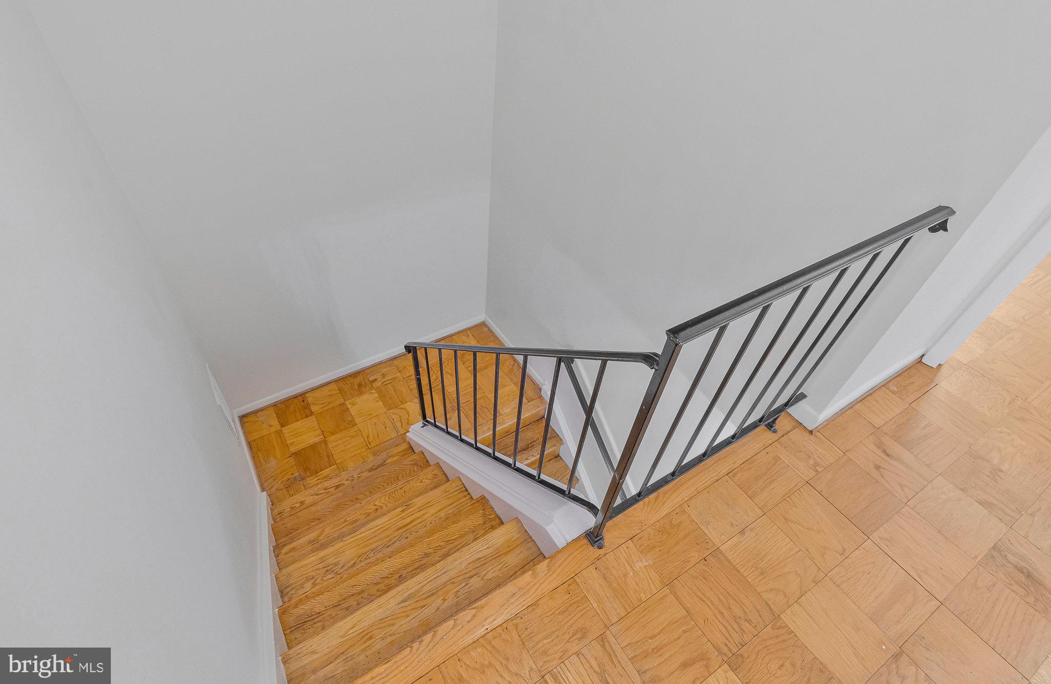 REFLECTION LAKE - Residential