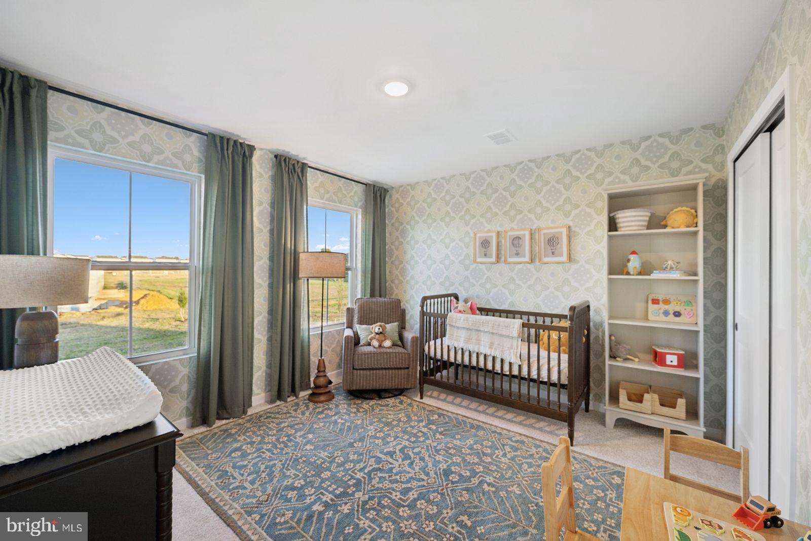 HUNTWELL WEST - Residential