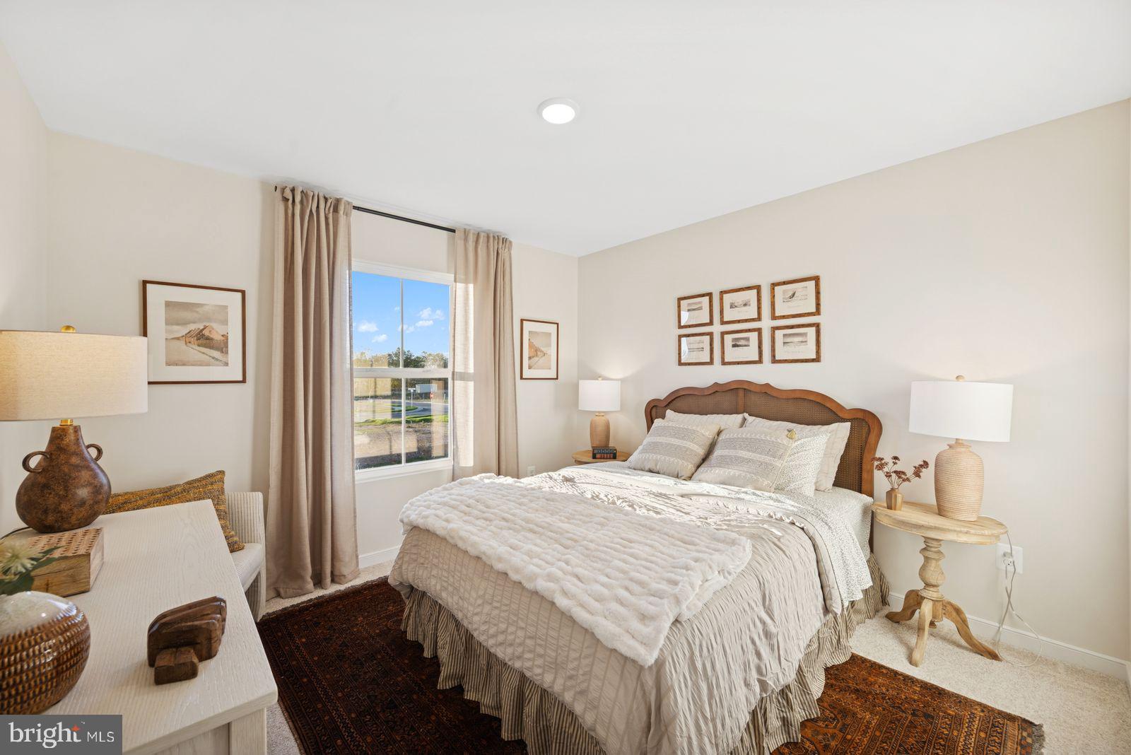 HUNTWELL WEST - Residential