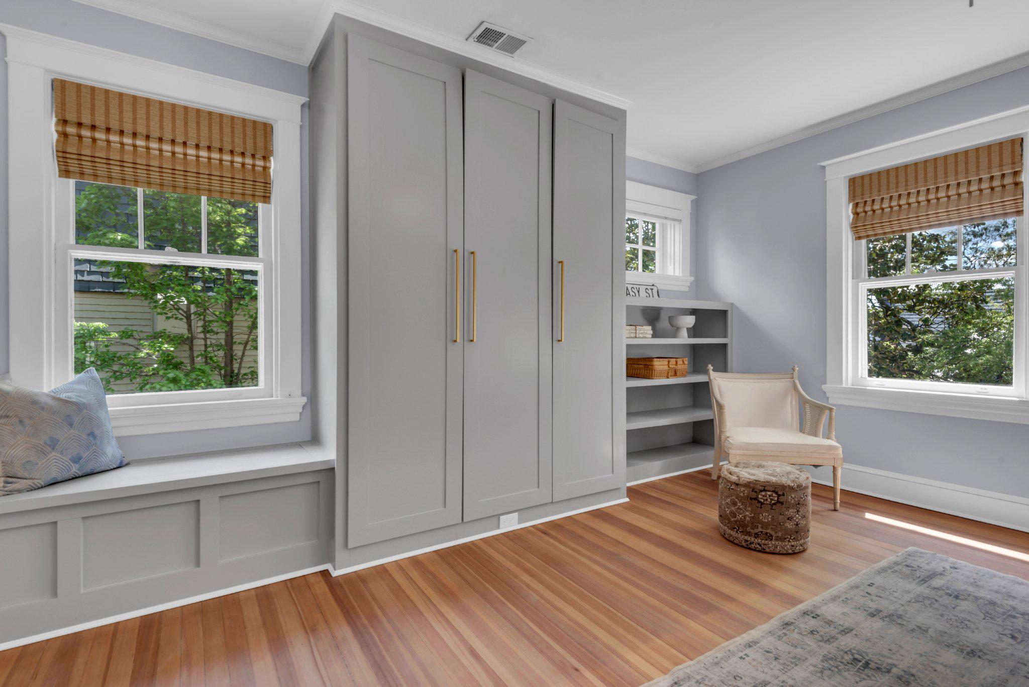 MURRAY HILL - Residential