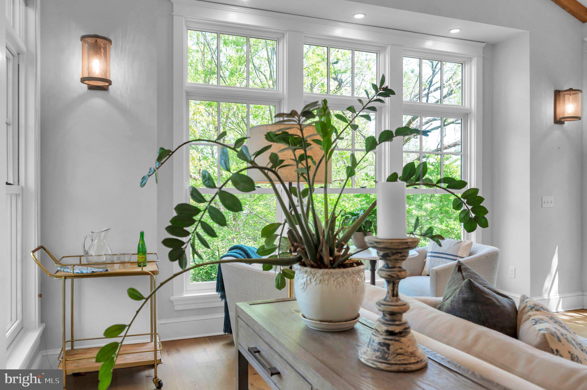 MURRAY HILL - Residential