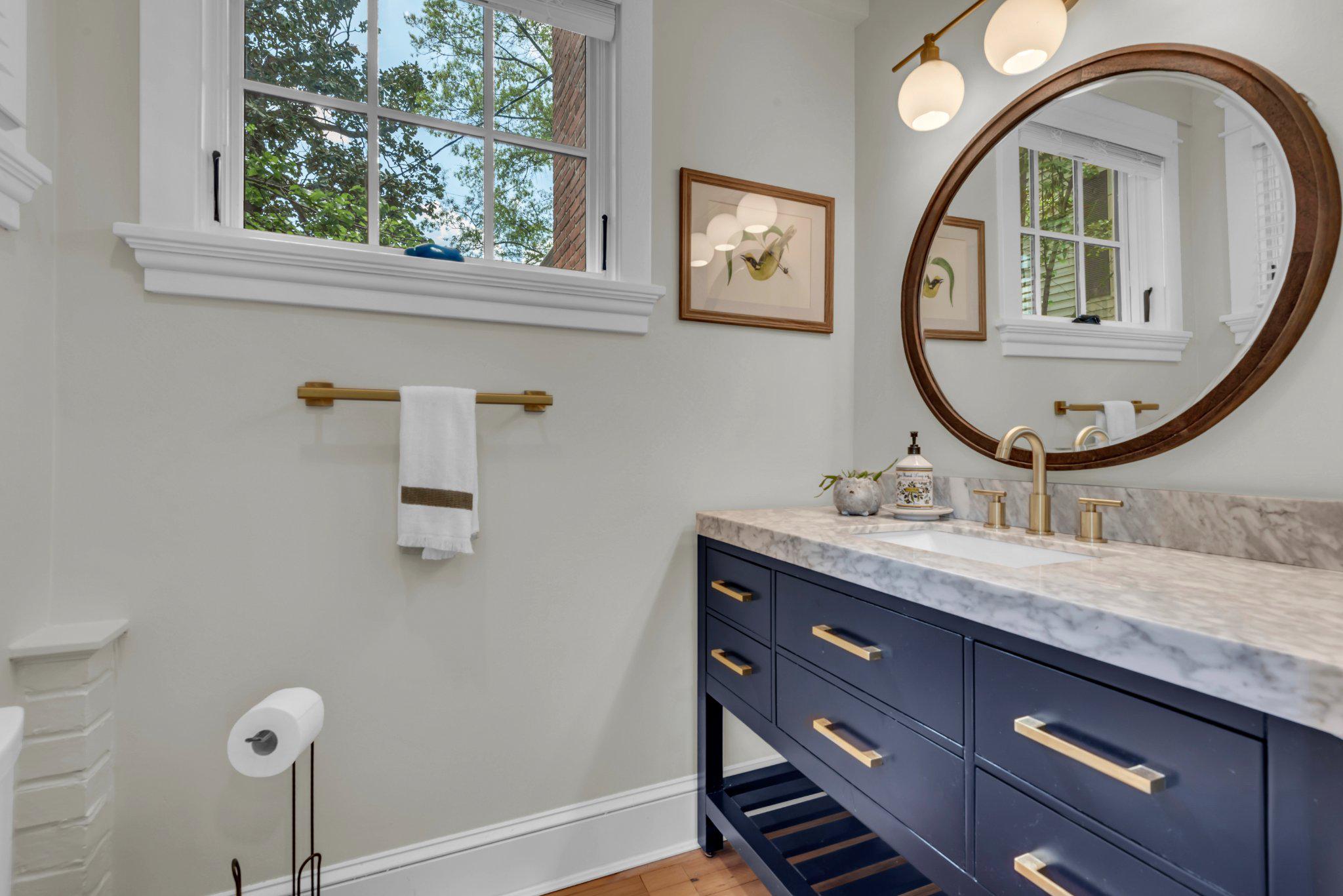 MURRAY HILL - Residential