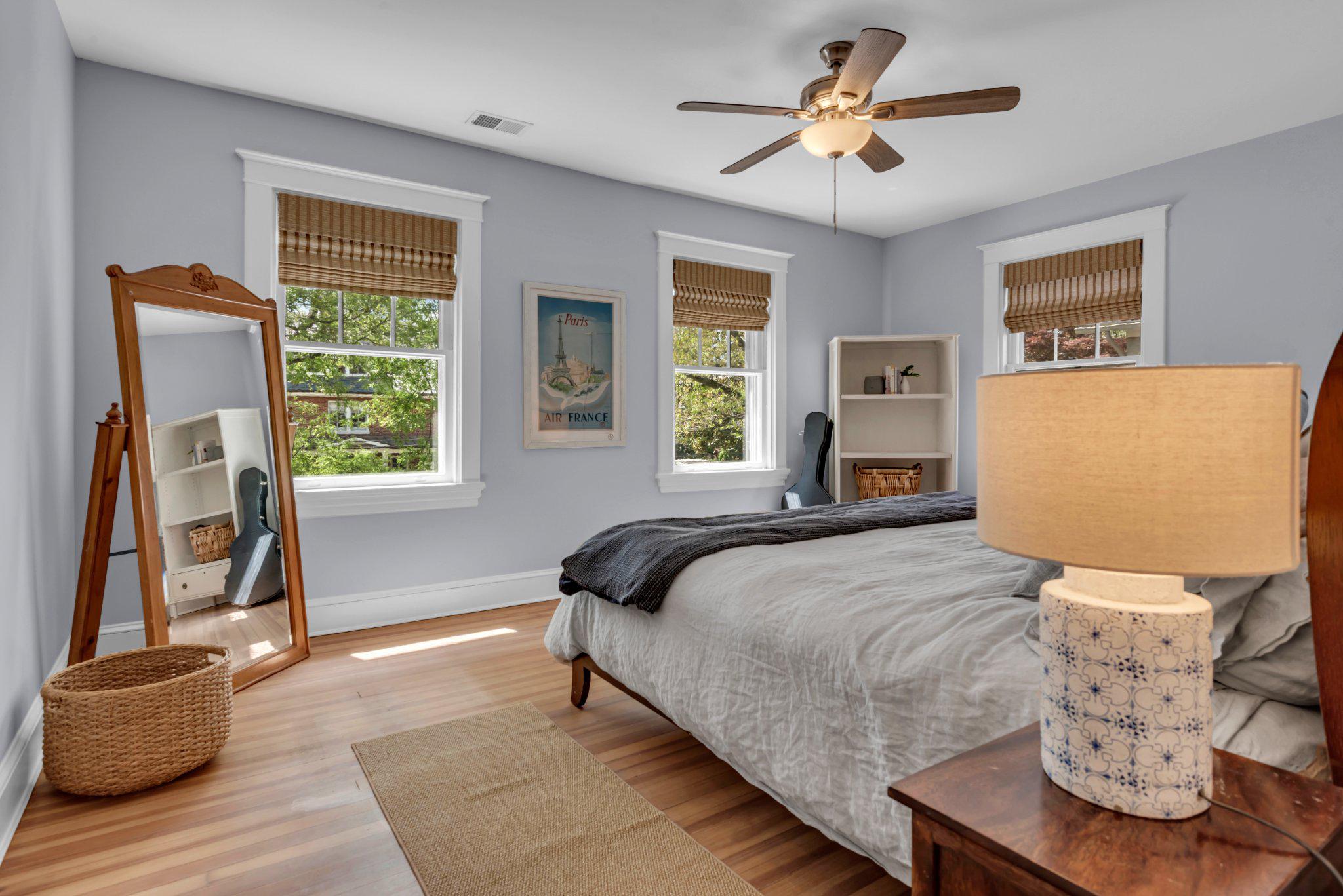 MURRAY HILL - Residential