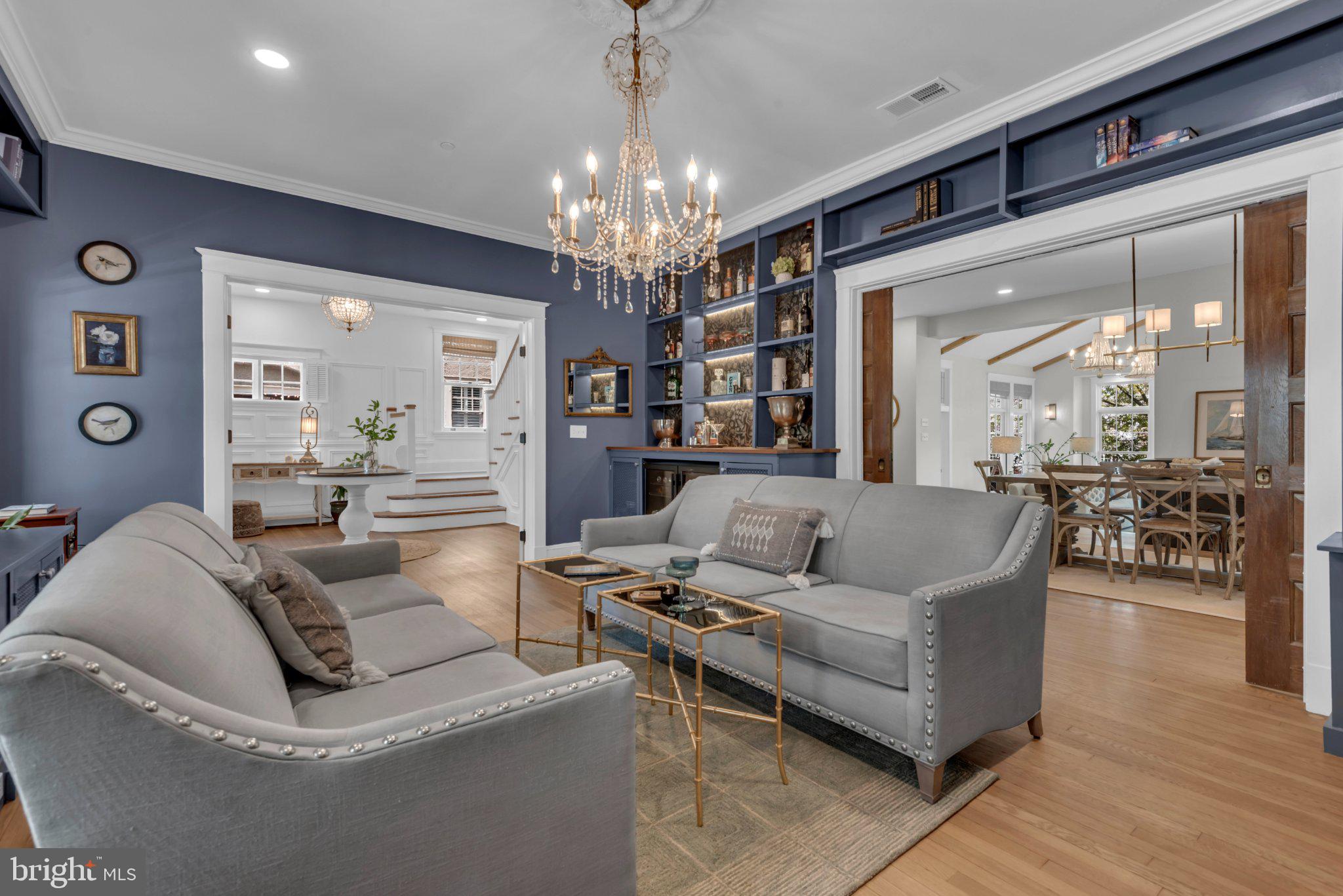 MURRAY HILL - Residential