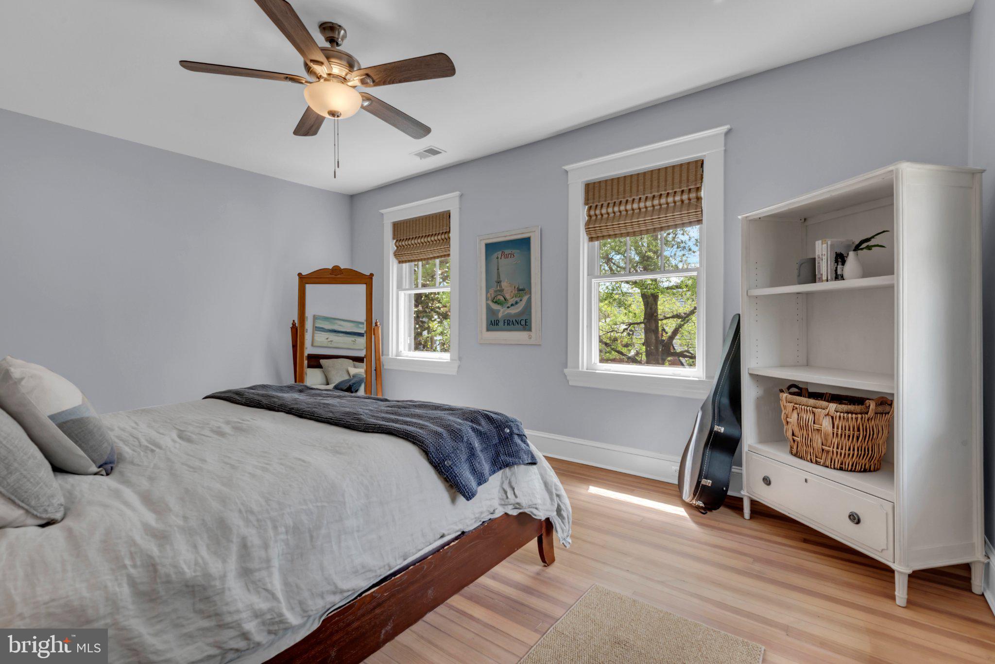 MURRAY HILL - Residential