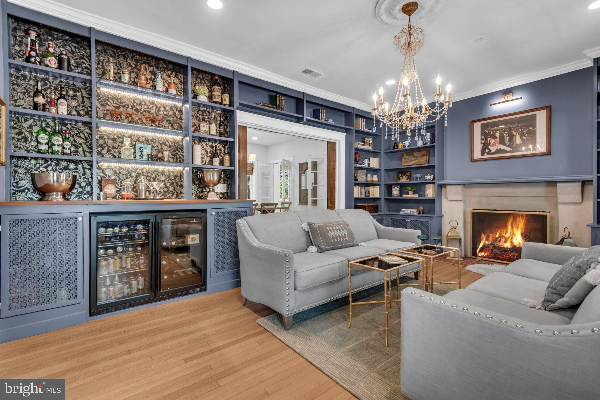 MURRAY HILL - Residential