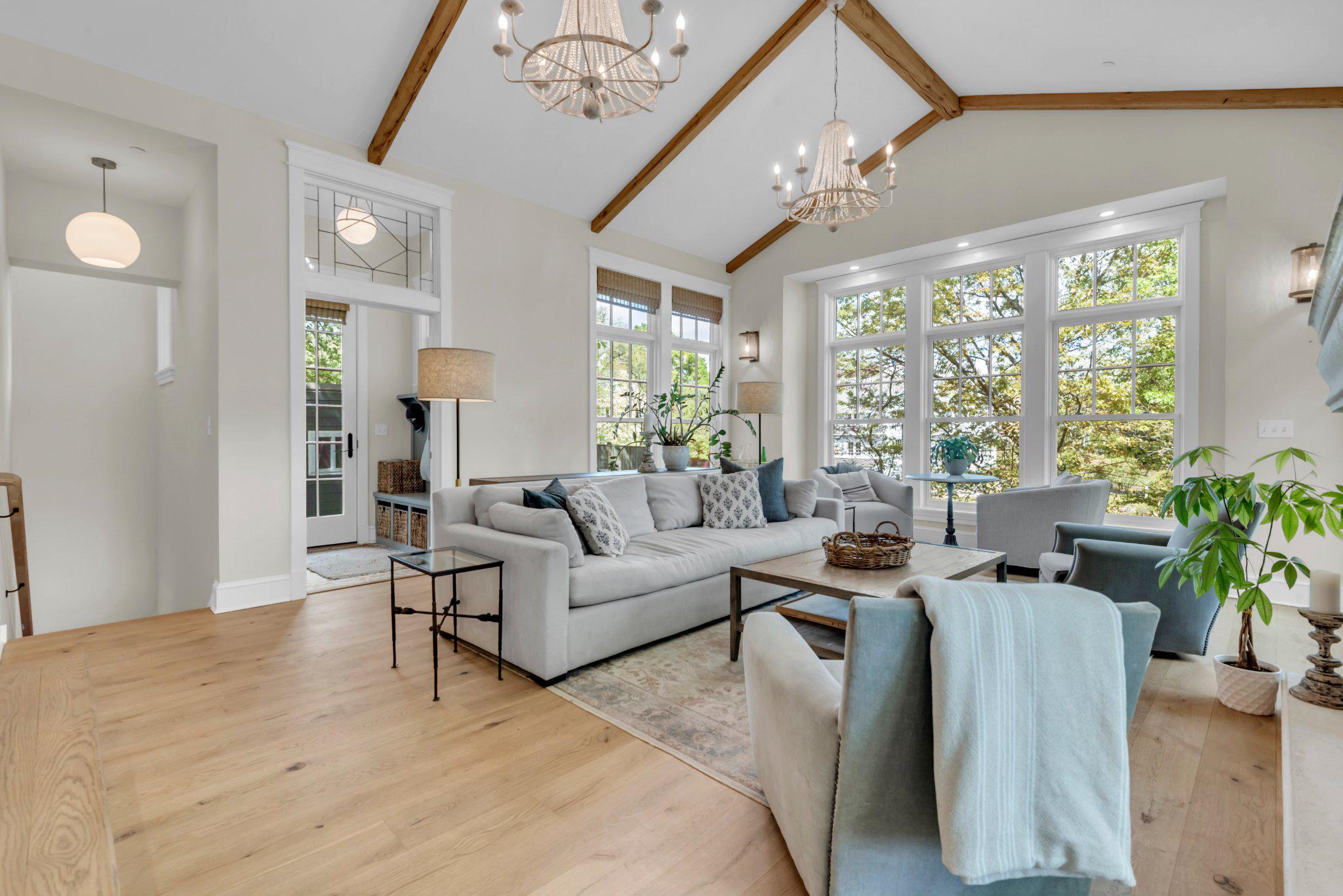 MURRAY HILL - Residential