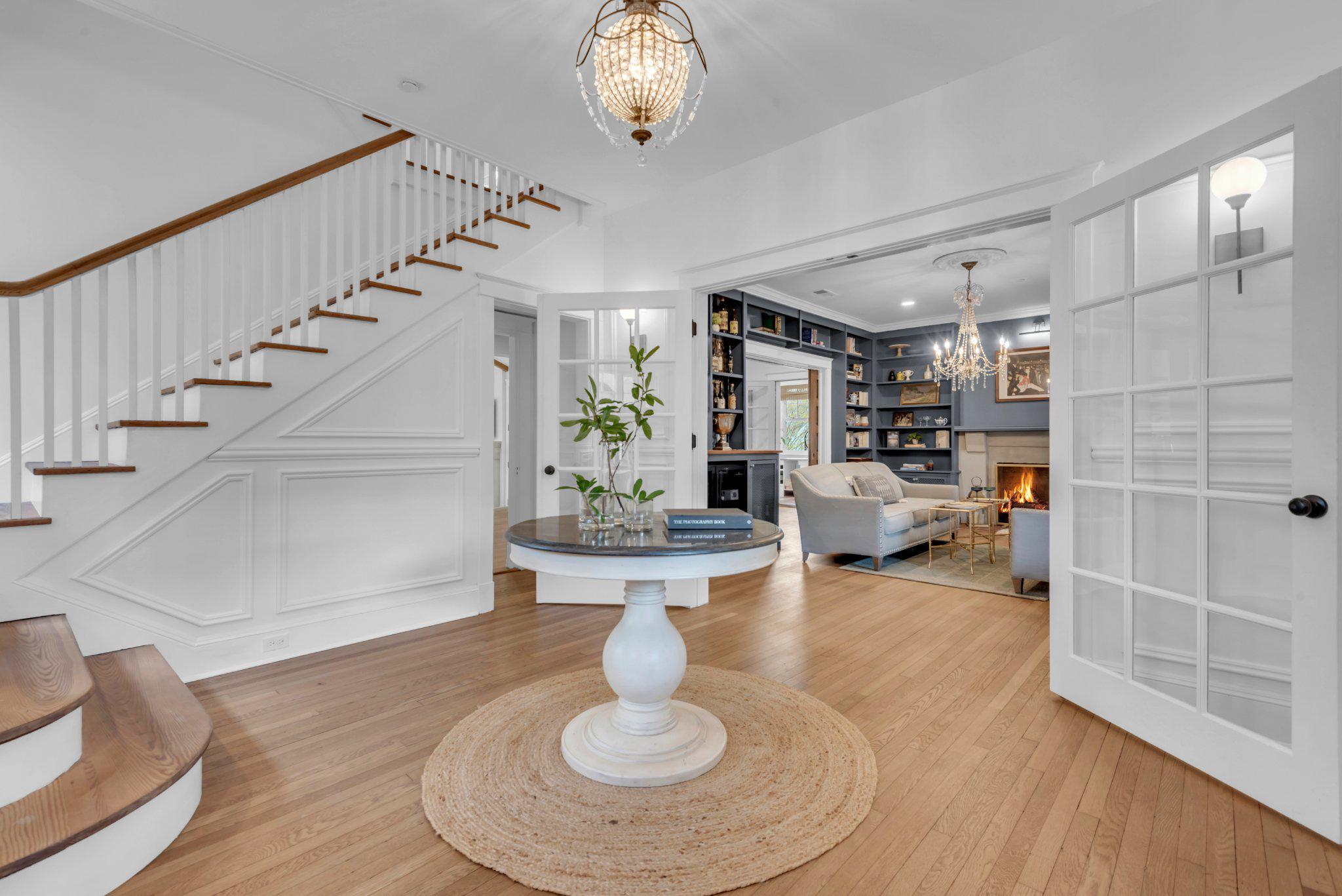 MURRAY HILL - Residential