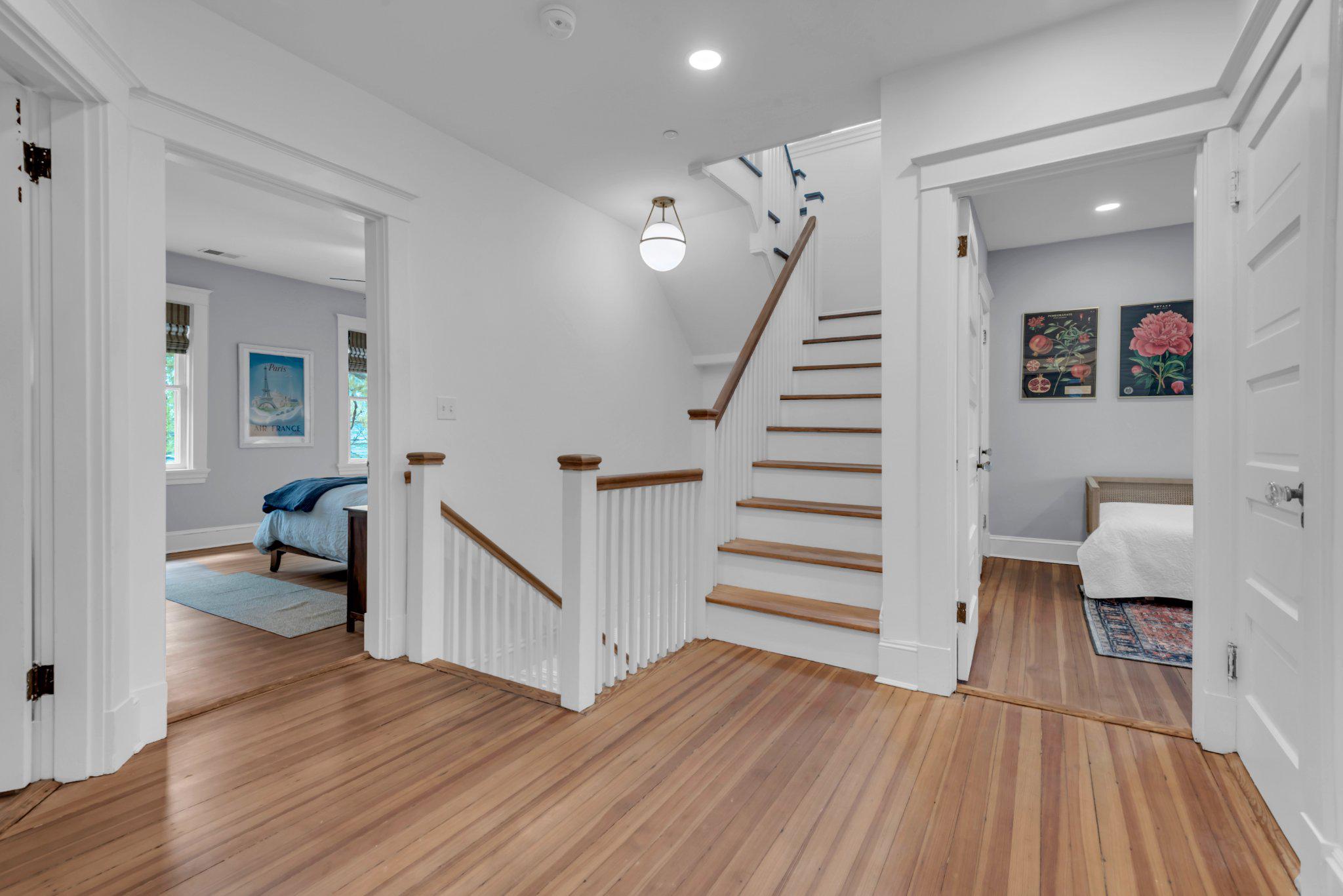 MURRAY HILL - Residential