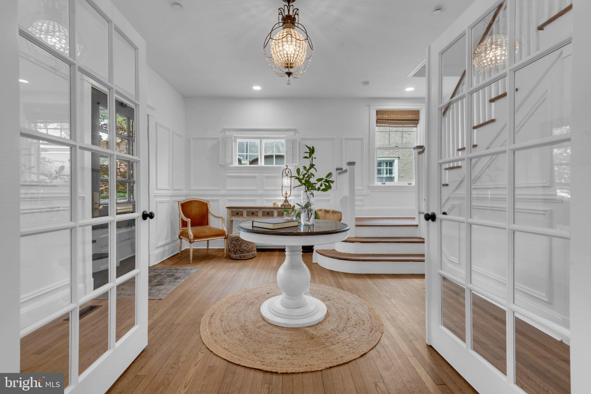 MURRAY HILL - Residential