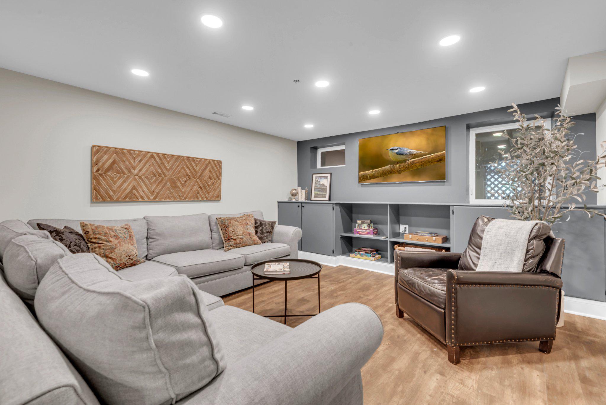 MURRAY HILL - Residential