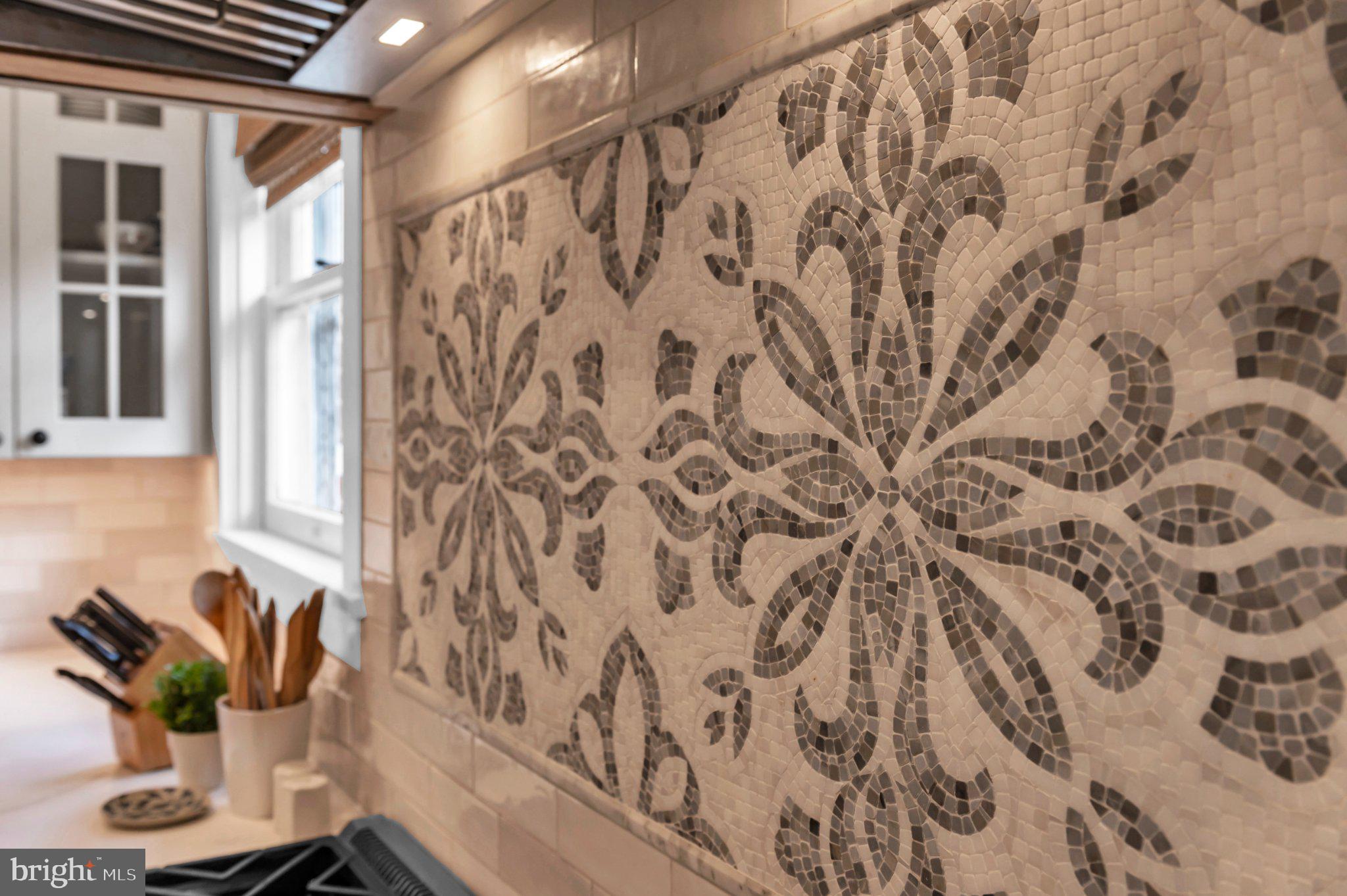 MURRAY HILL - Residential