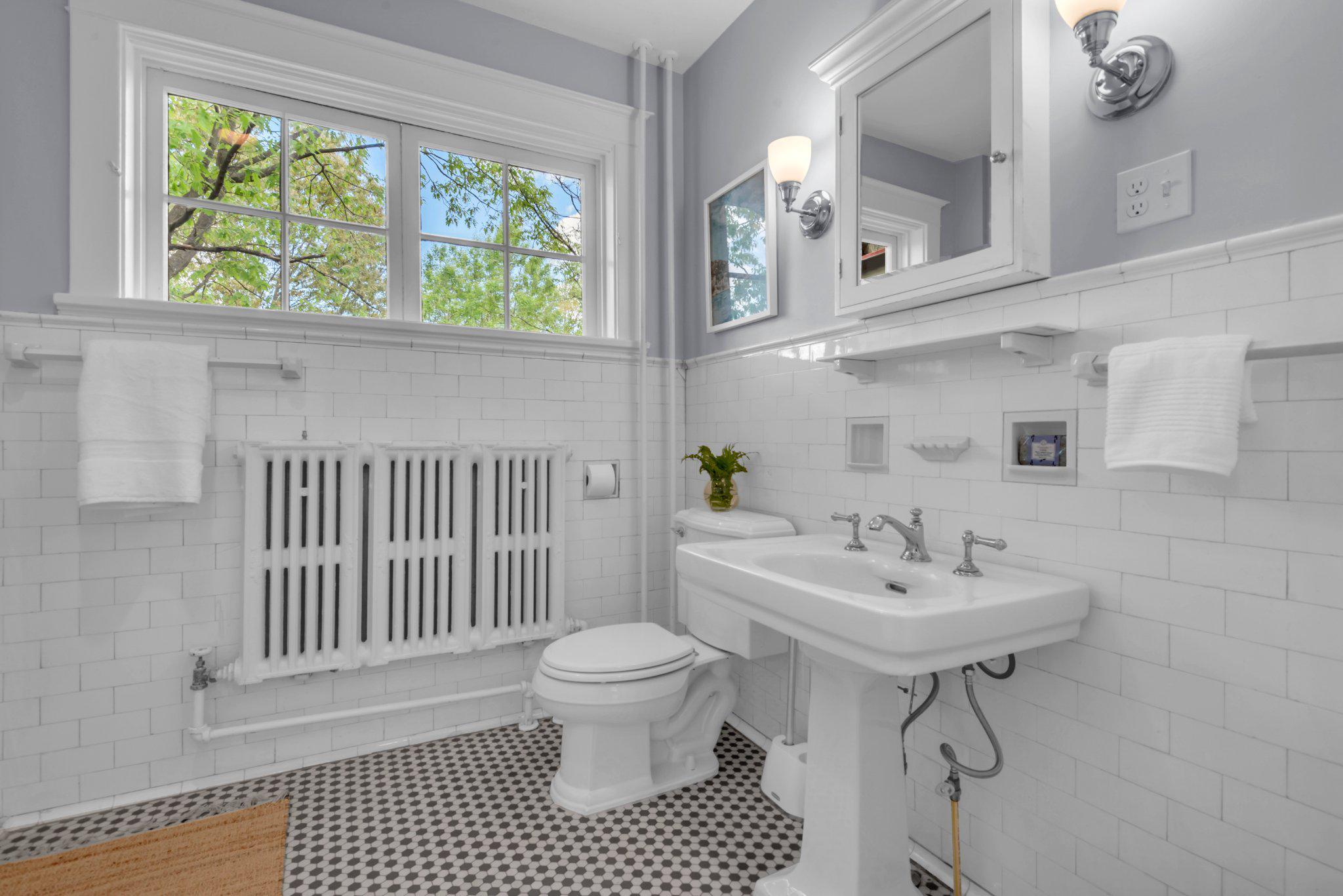 MURRAY HILL - Residential