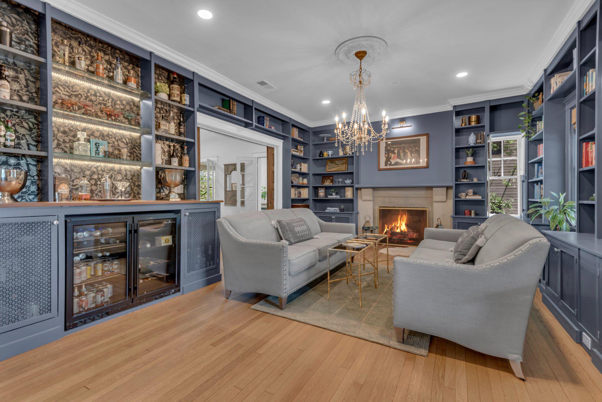 MURRAY HILL - Residential