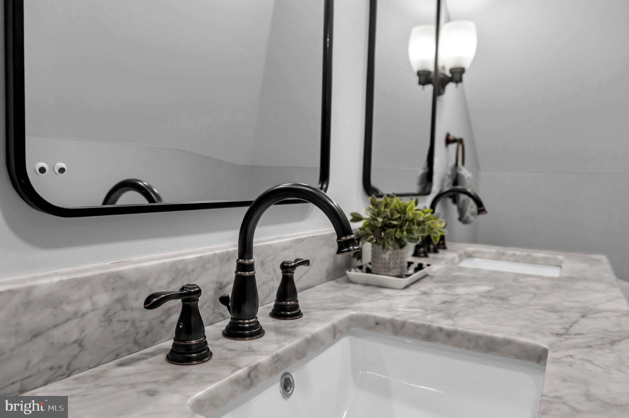 MURRAY HILL - Residential