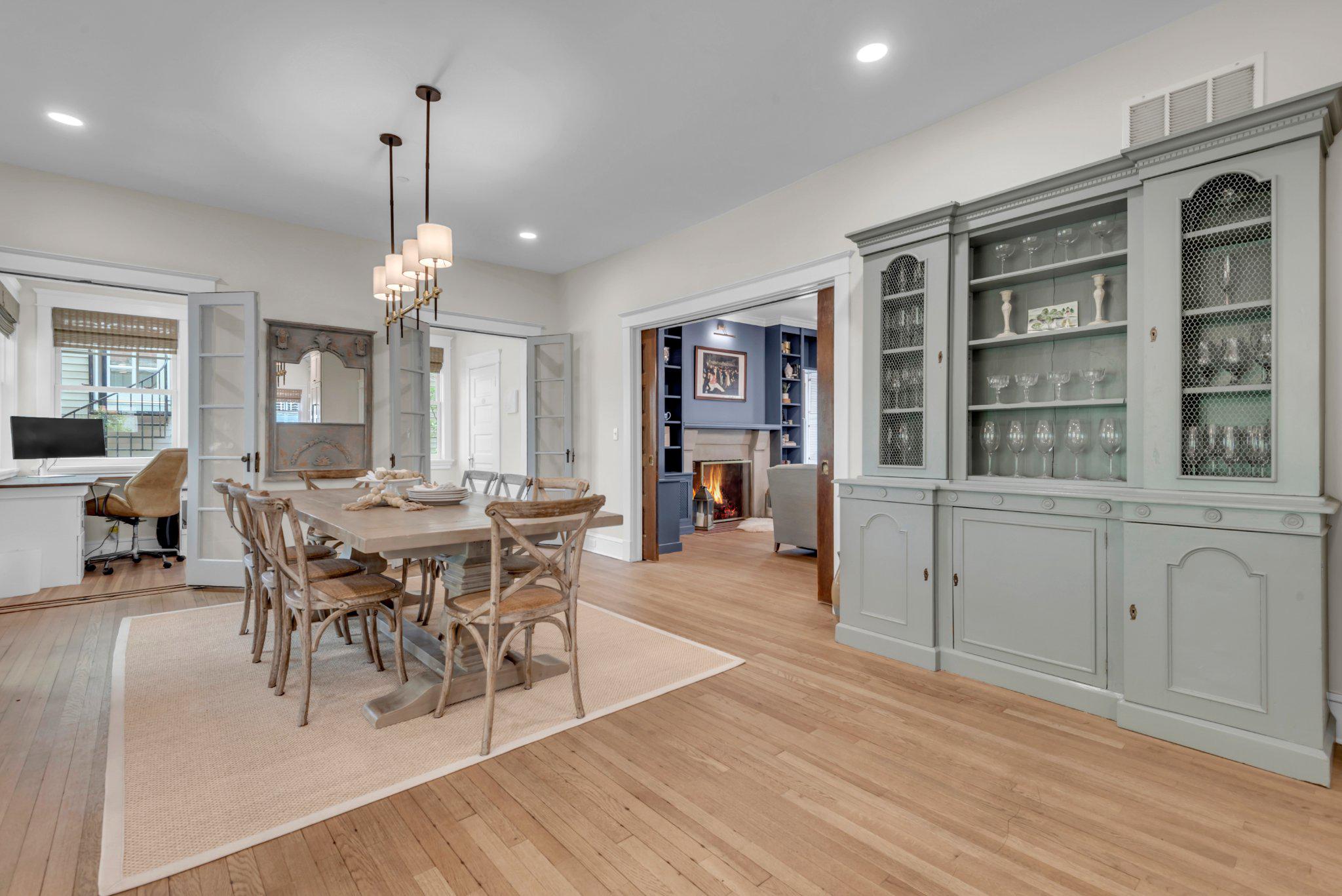 MURRAY HILL - Residential