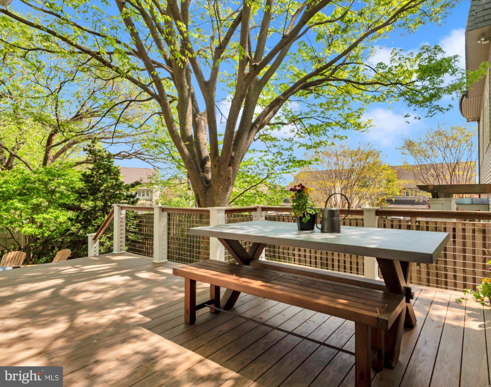 MURRAY HILL - Residential