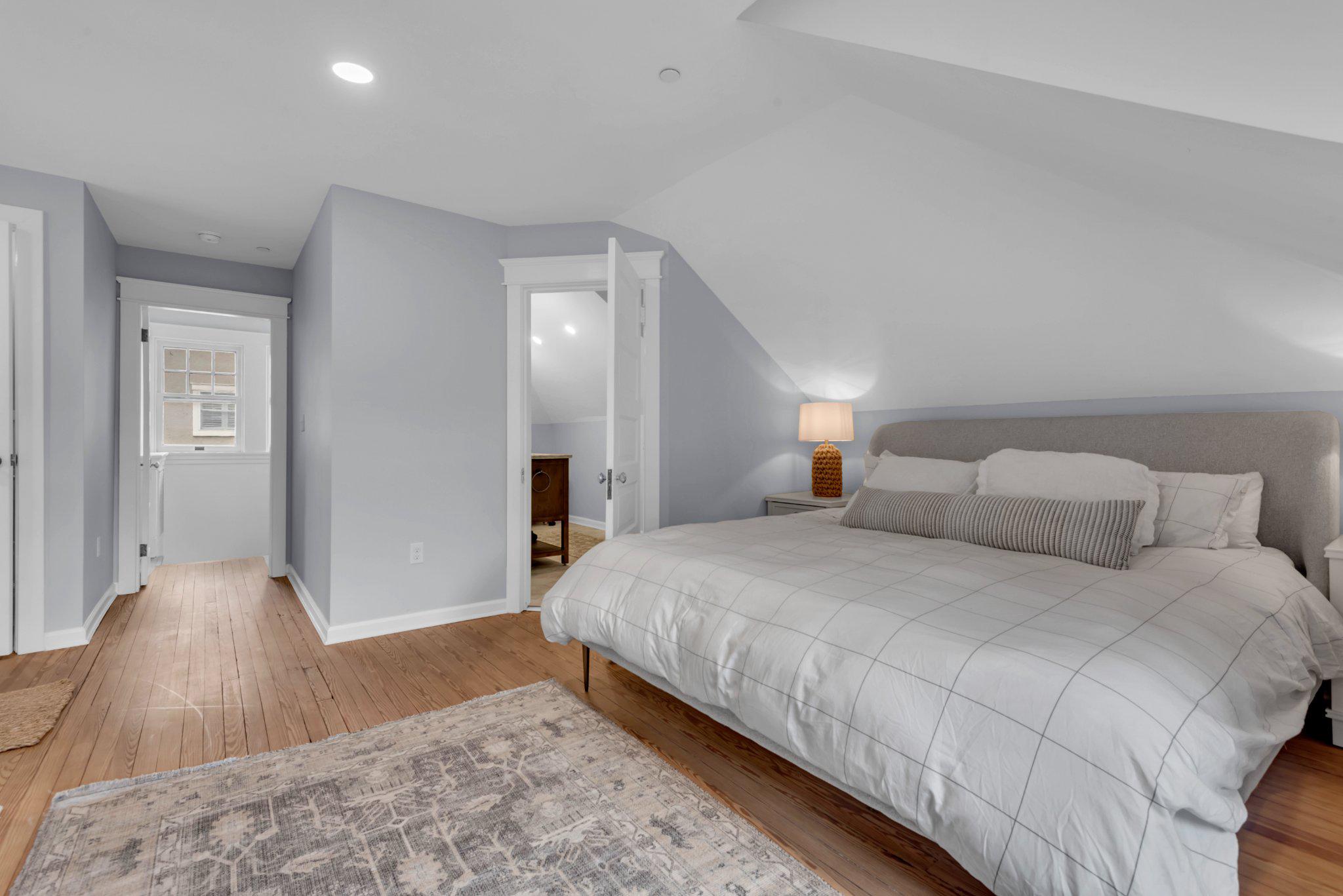 MURRAY HILL - Residential