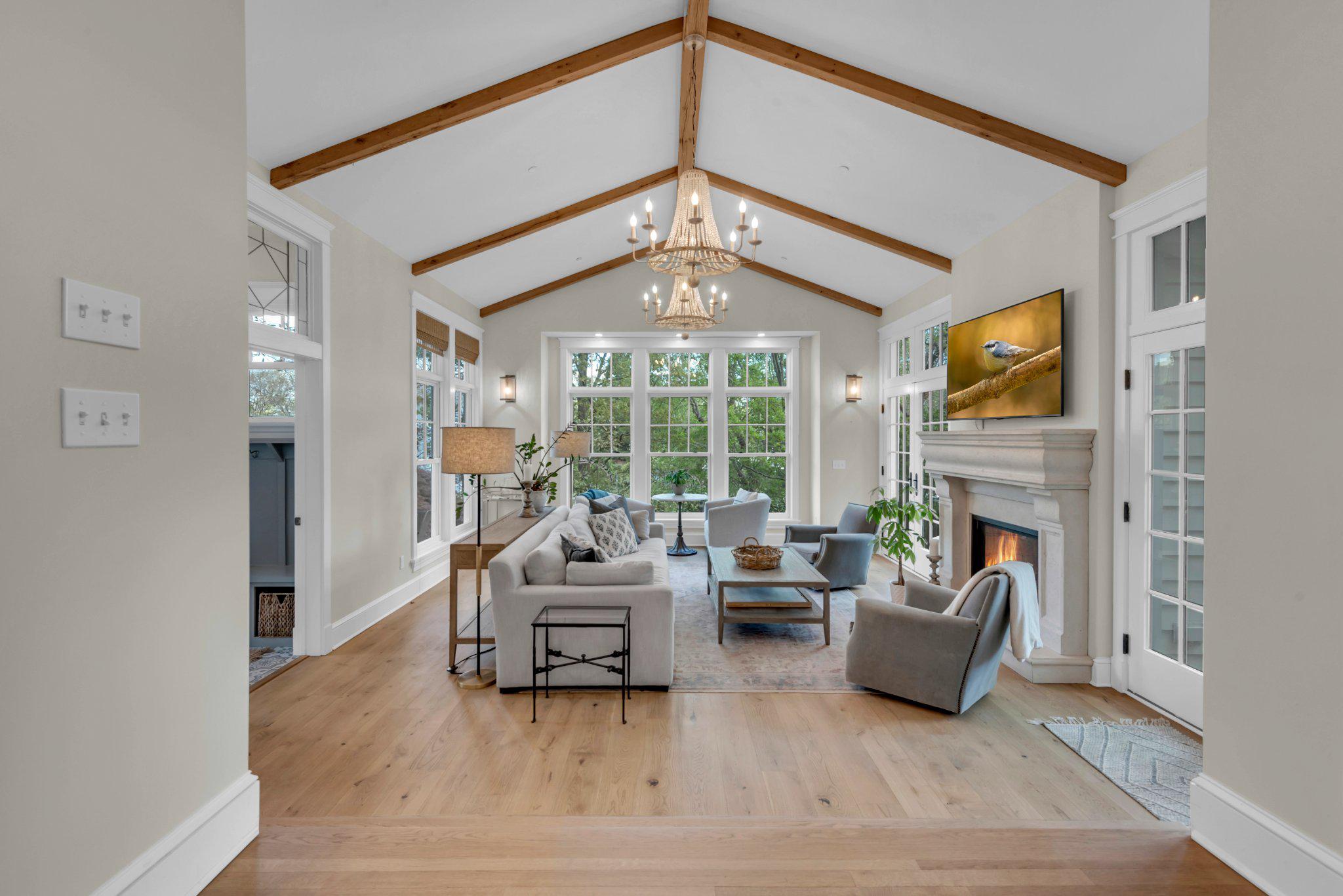 MURRAY HILL - Residential