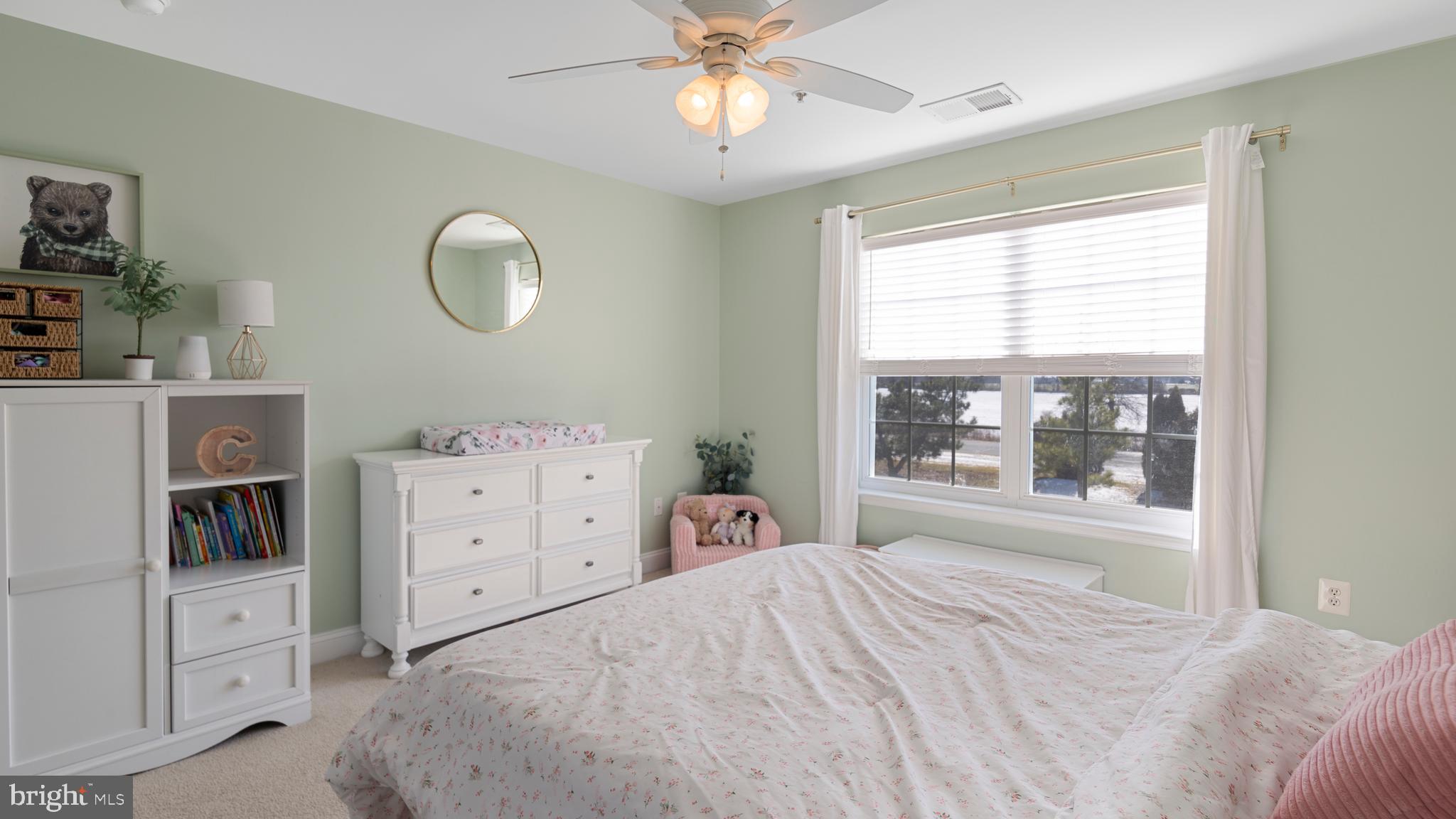 LAKELANDS AT EASTON - Residential