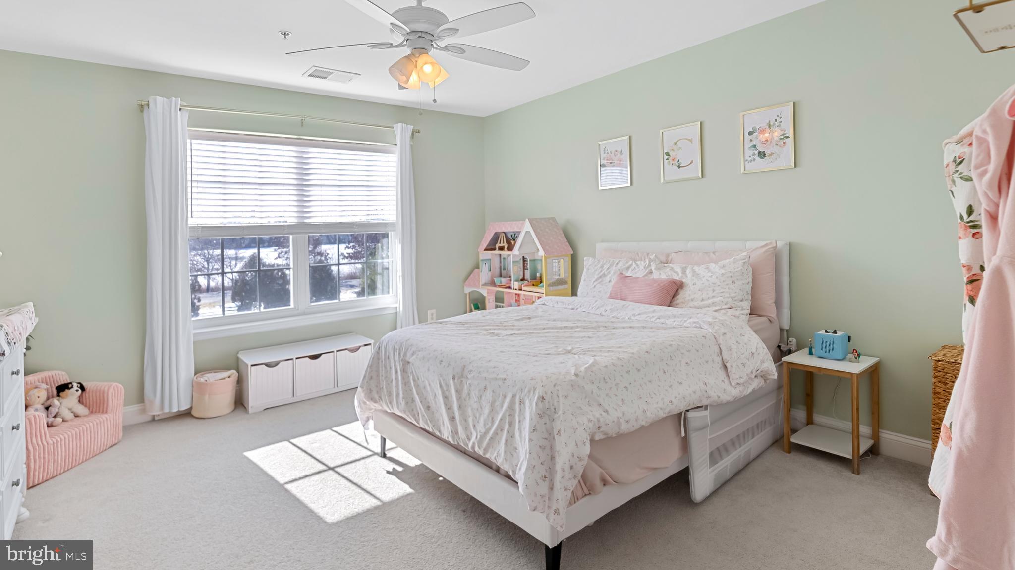 LAKELANDS AT EASTON - Residential