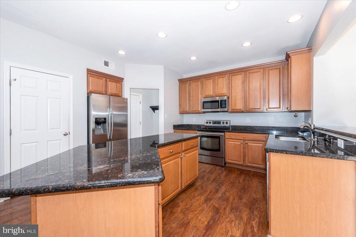 WESTFIELDS - Residential