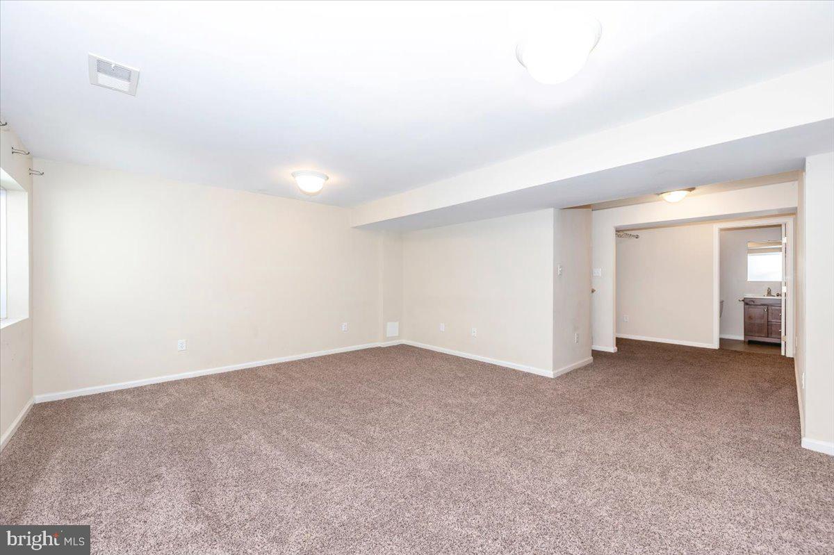 WESTFIELDS - Residential