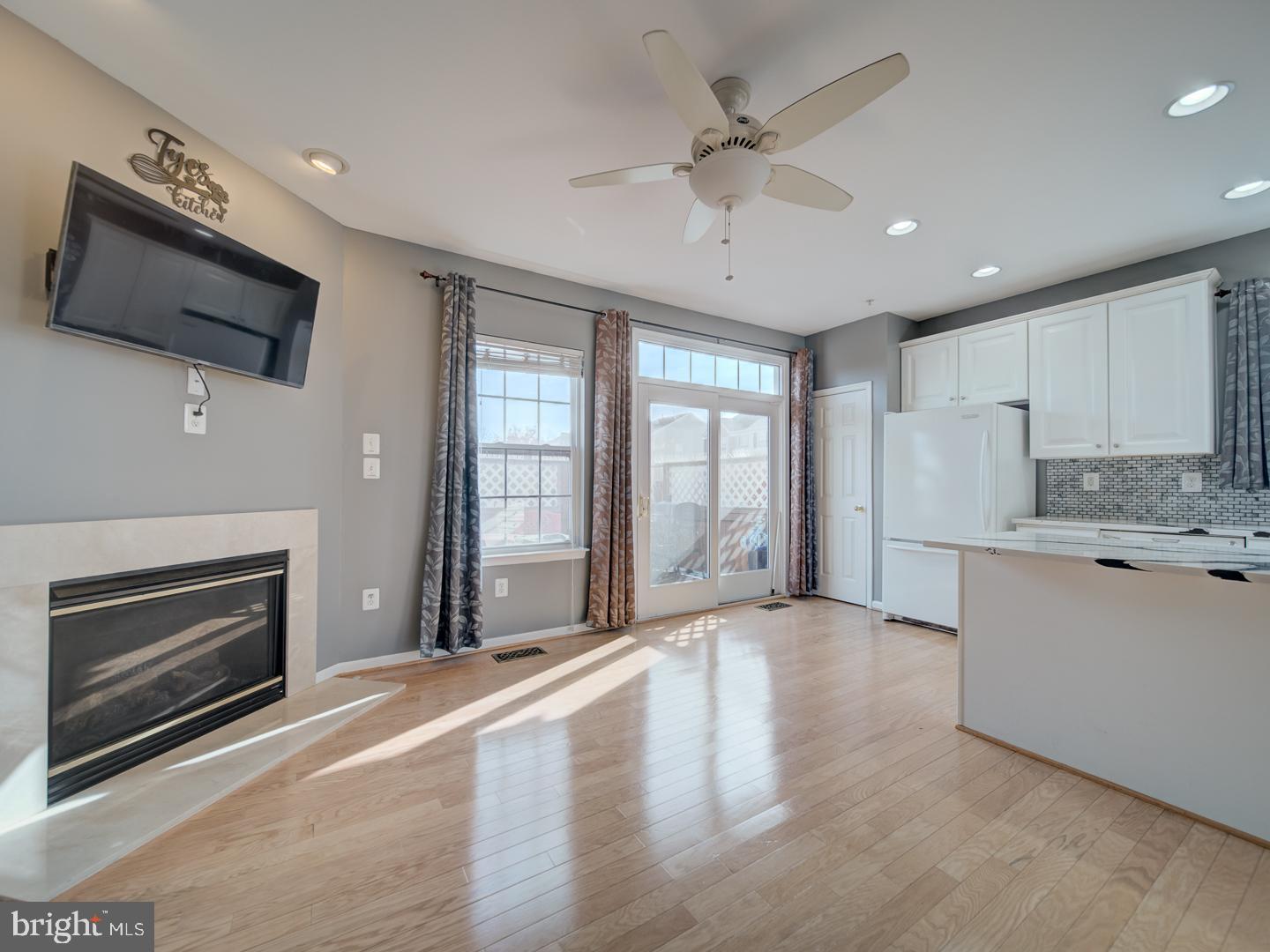 MIRAMAR LANDING - Residential