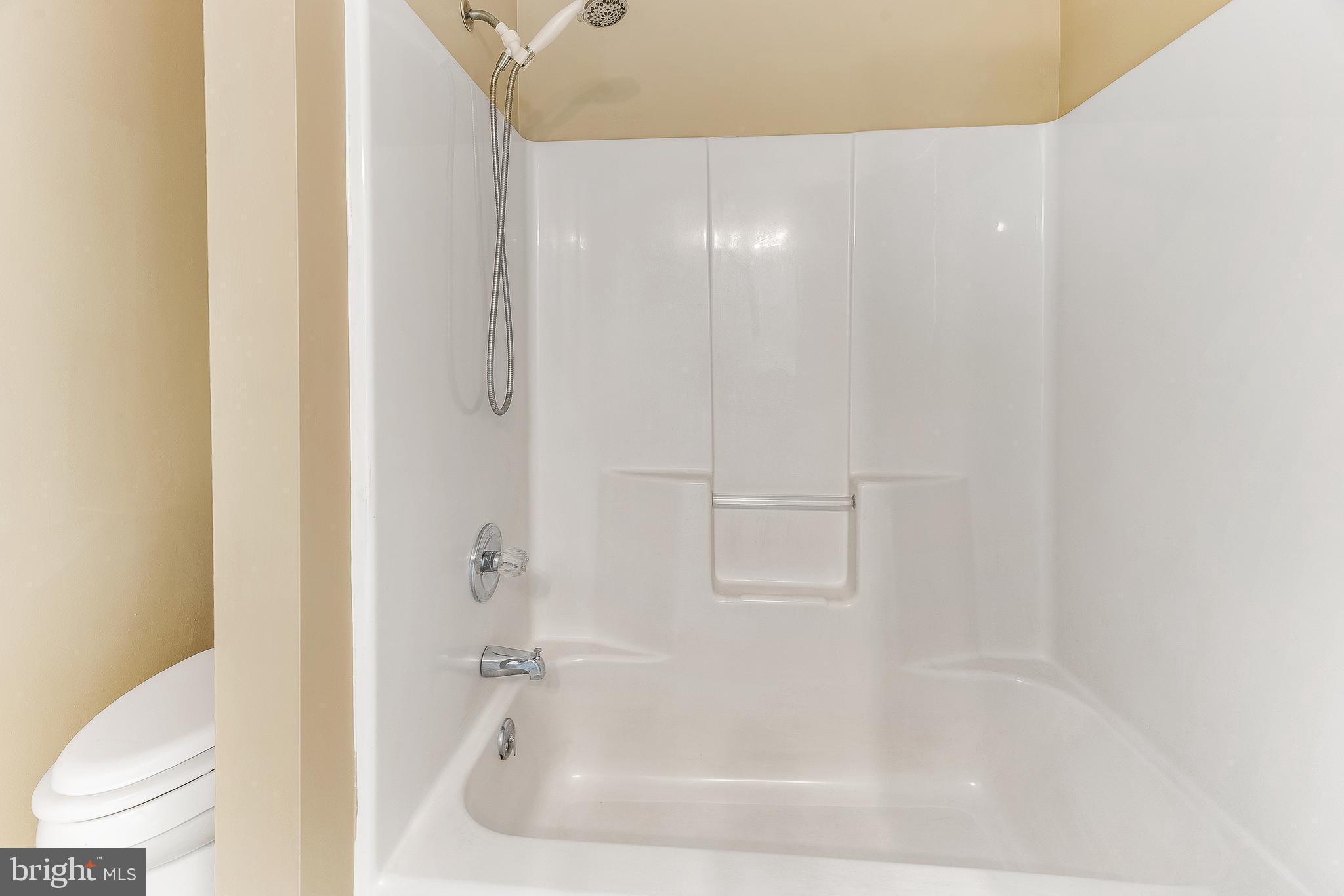 KINGS GRANT LA PLATA - Residential