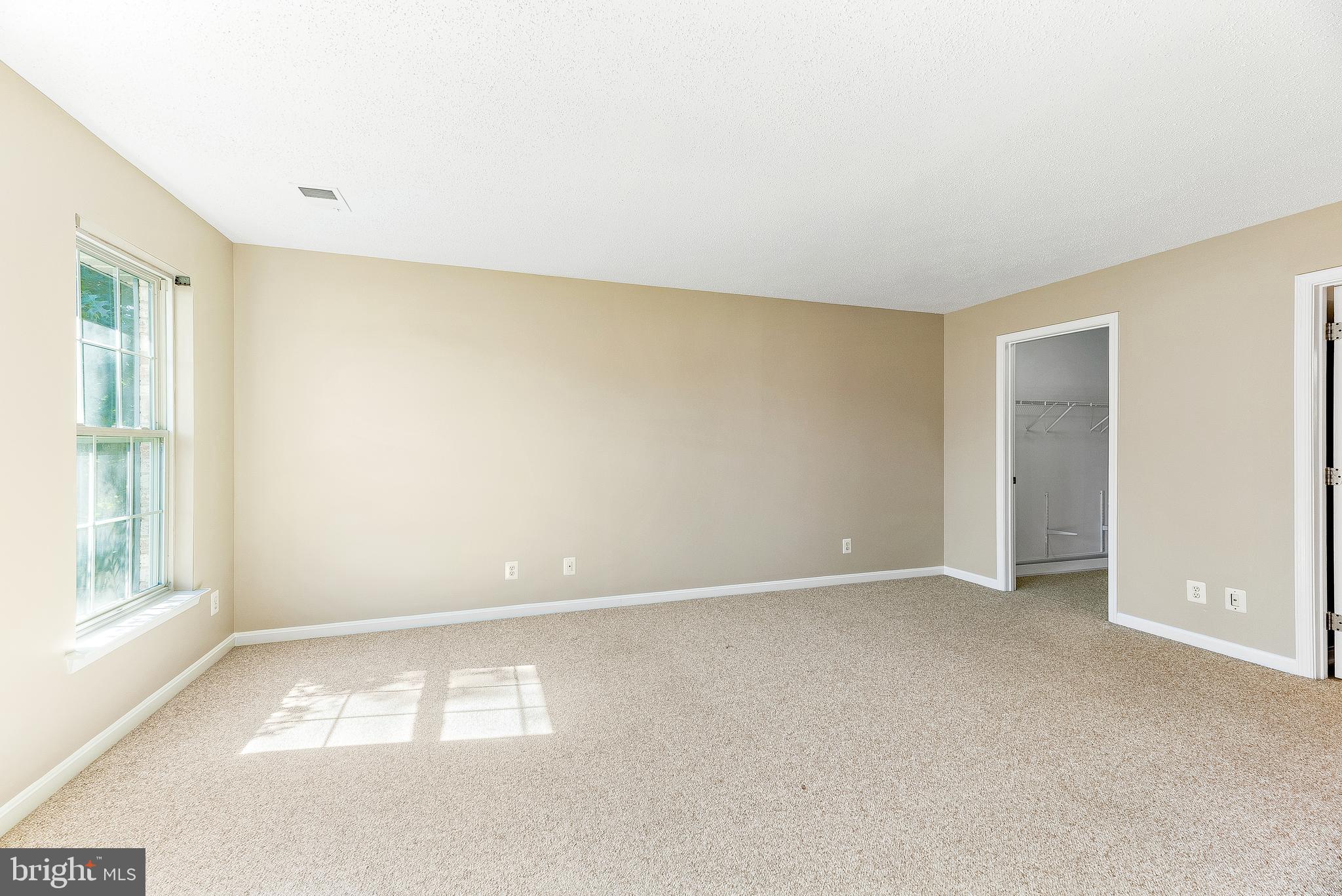 KINGS GRANT LA PLATA - Residential