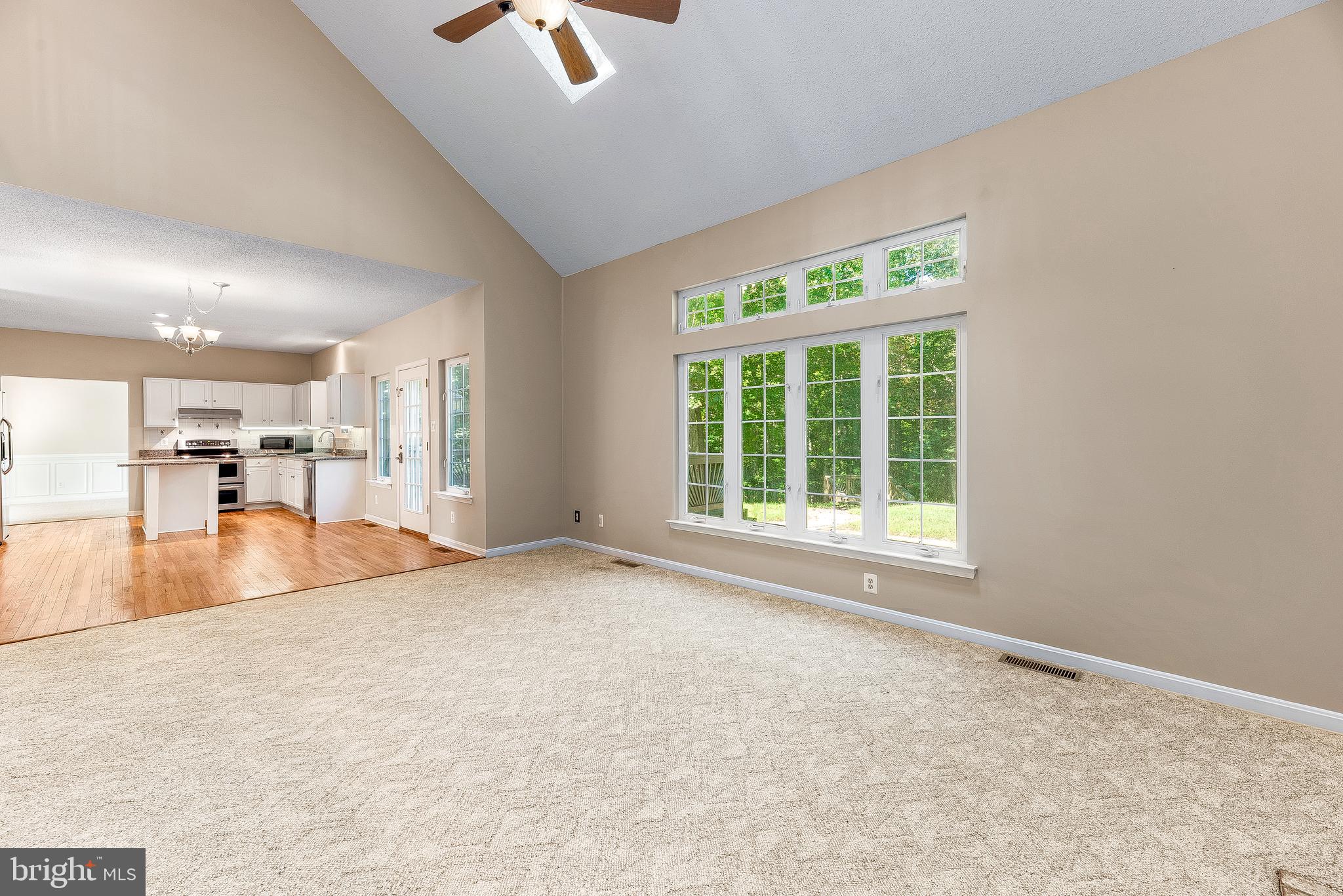 KINGS GRANT LA PLATA - Residential