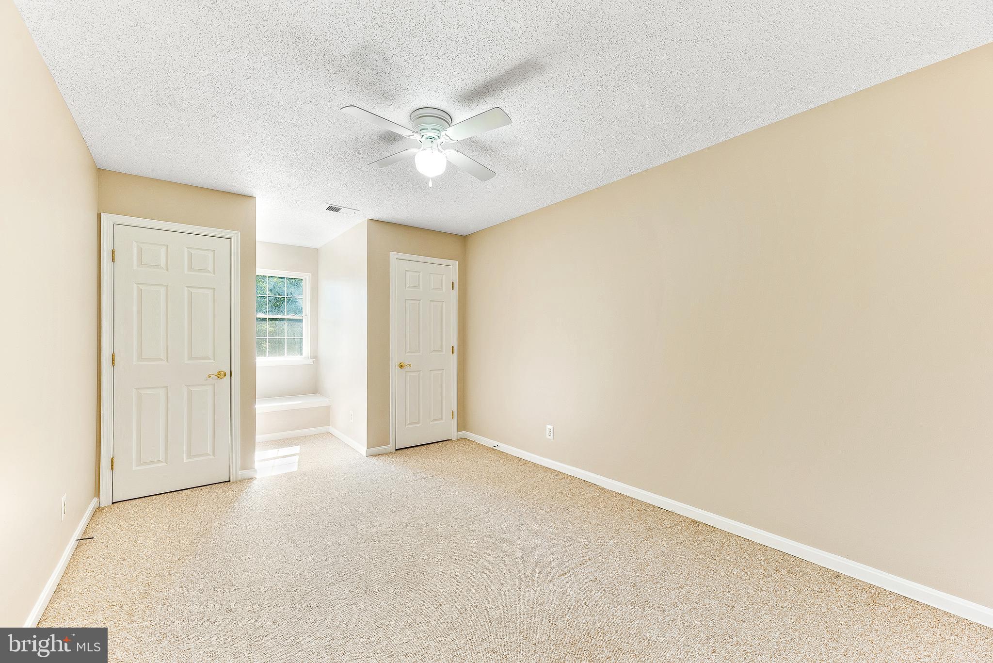 KINGS GRANT LA PLATA - Residential