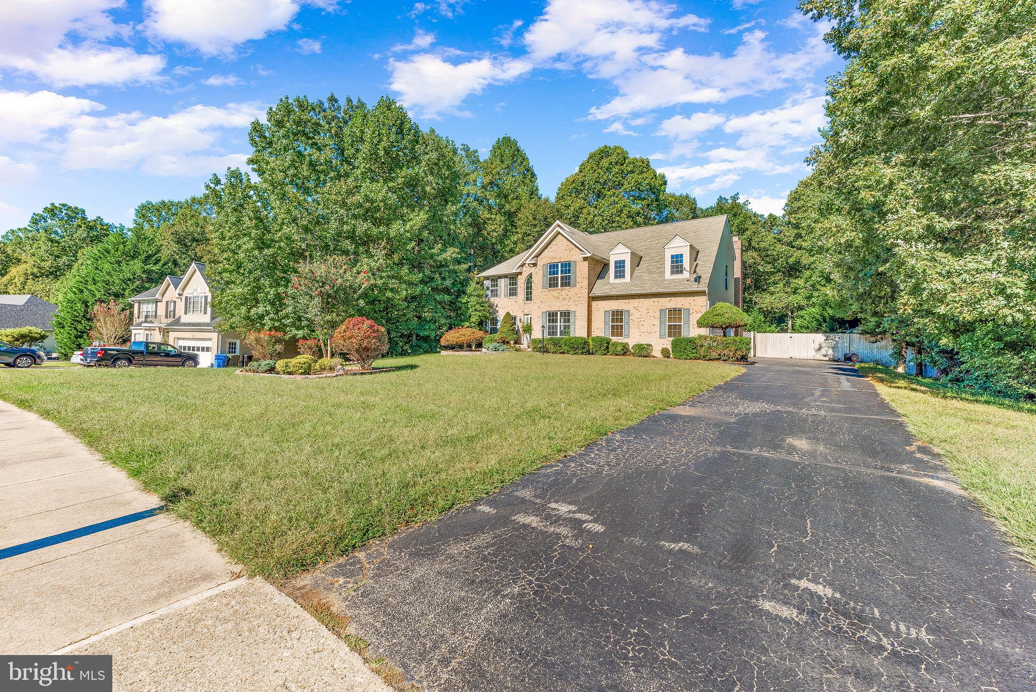 KINGS GRANT LA PLATA - Residential