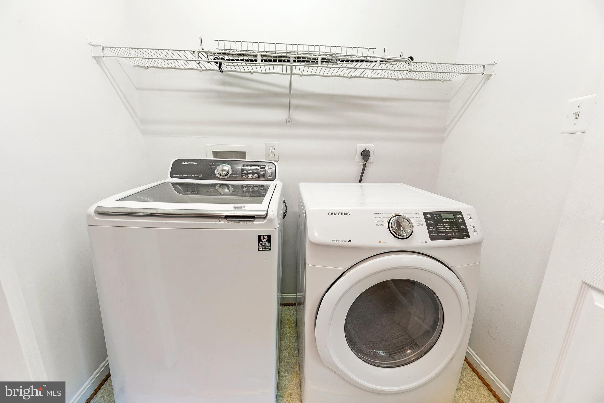 KINGS GRANT LA PLATA - Residential