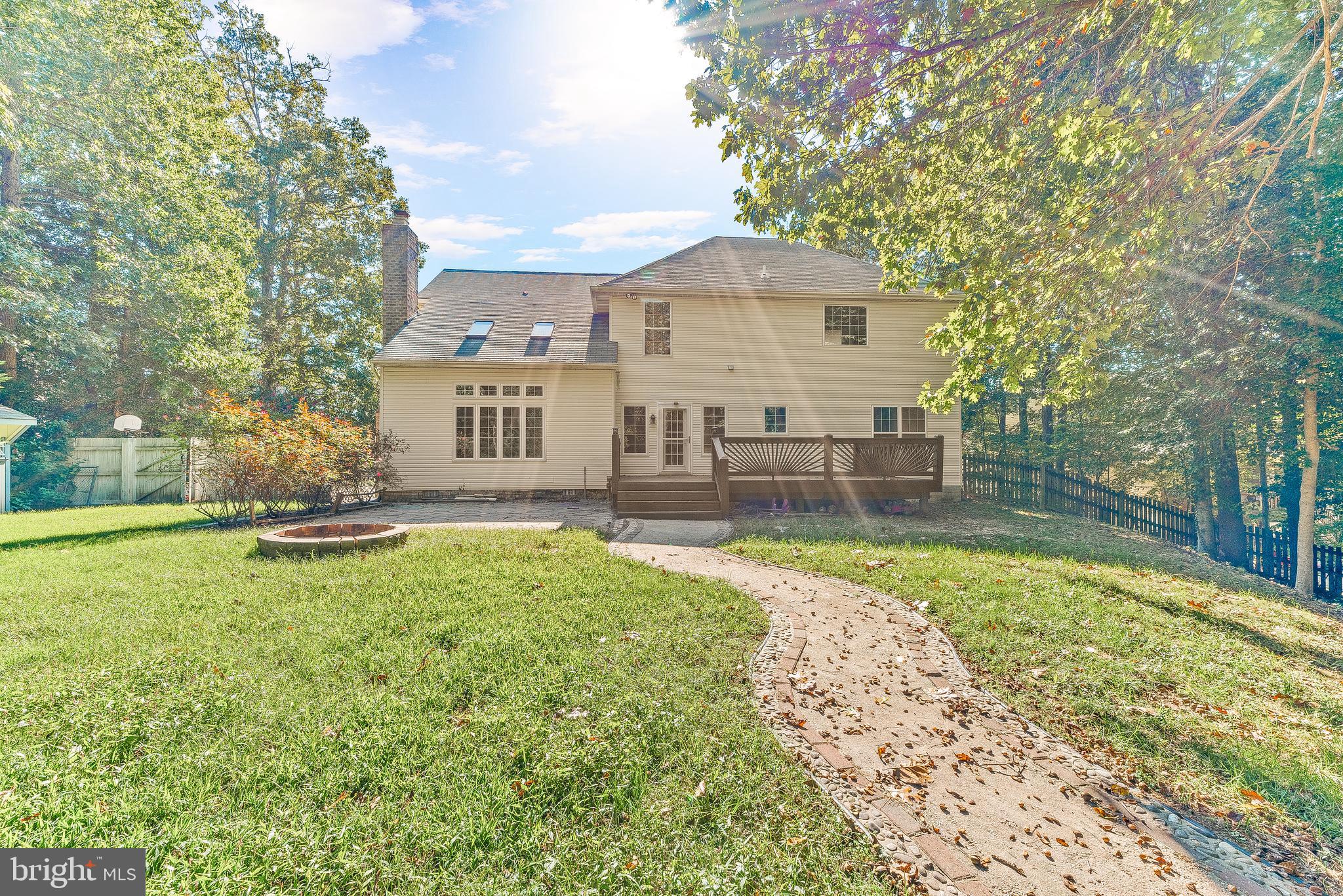 KINGS GRANT LA PLATA - Residential