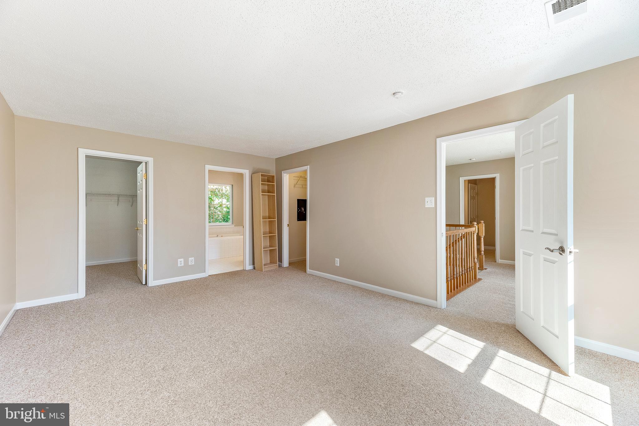 KINGS GRANT LA PLATA - Residential