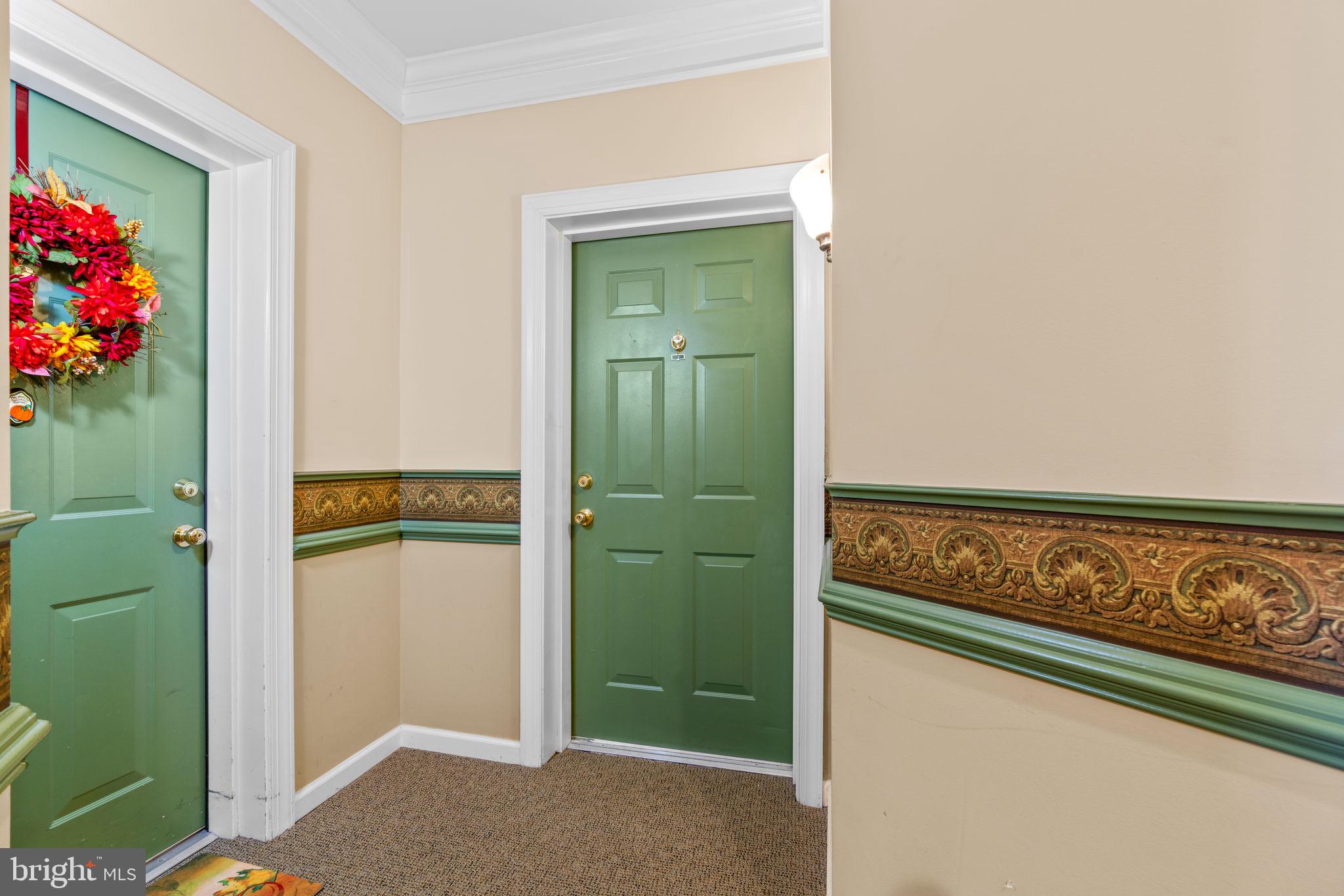 COURTYARDS AT WAVERLY WOODS - Residential