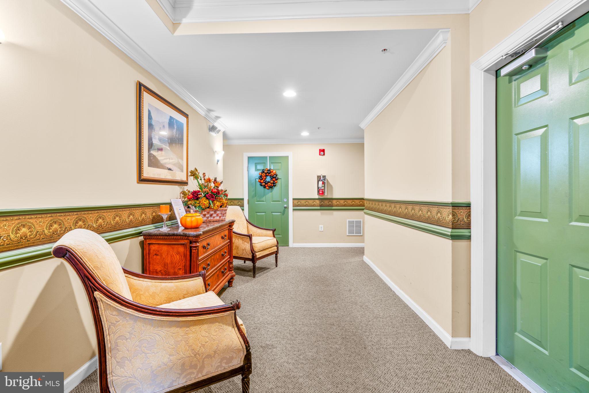 COURTYARDS AT WAVERLY WOODS - Residential