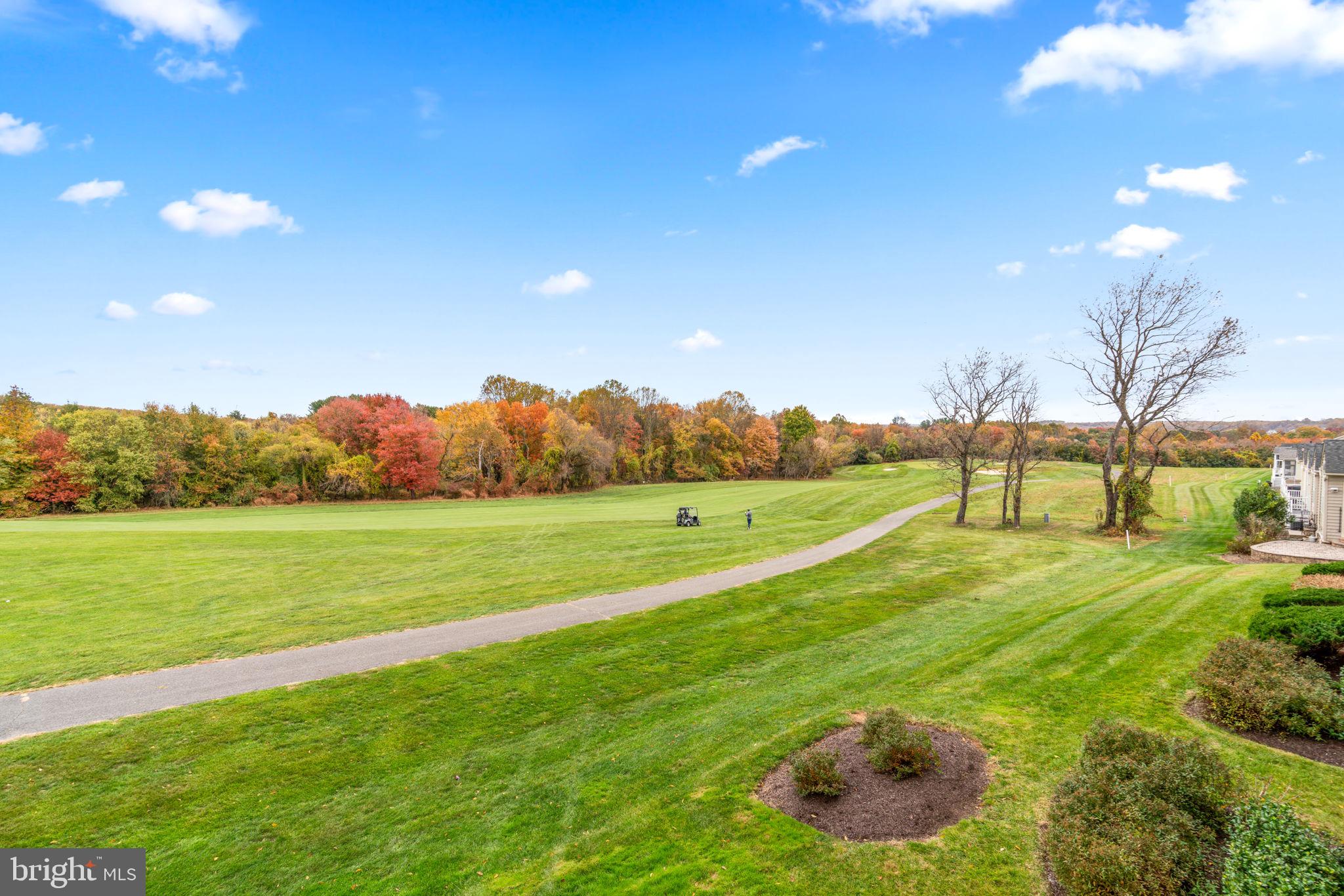 COURTYARDS AT WAVERLY WOODS - Residential