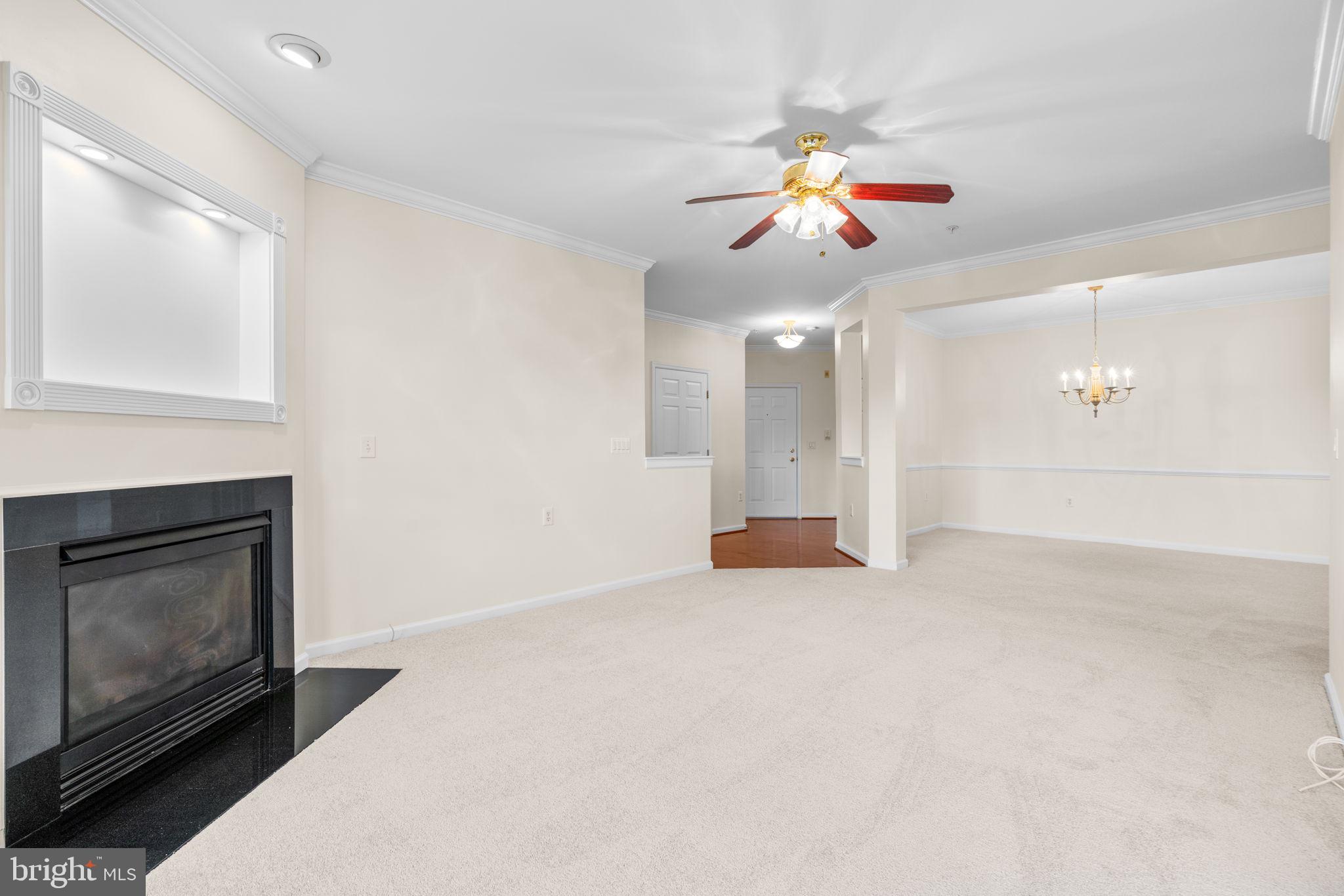 COURTYARDS AT WAVERLY WOODS - Residential