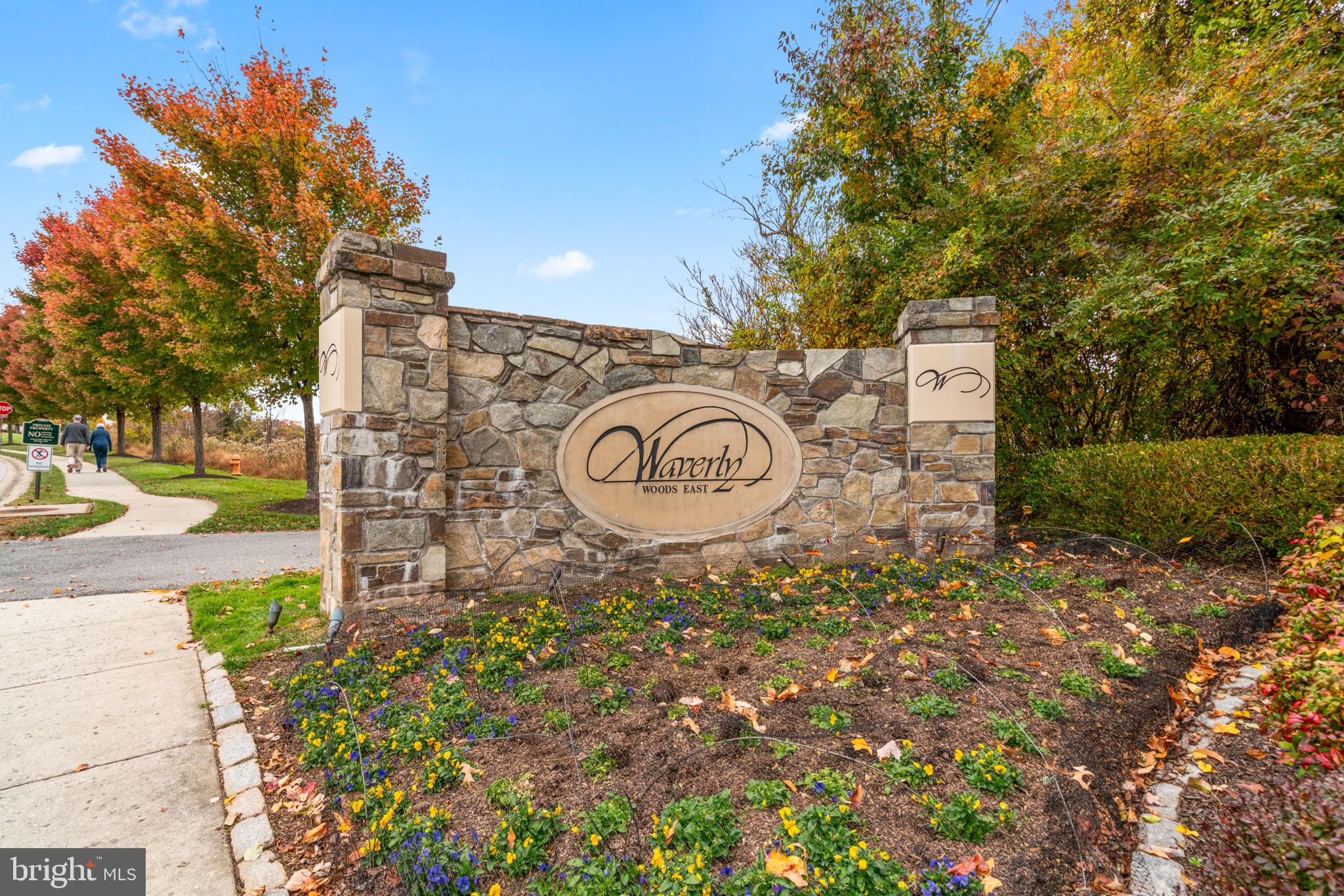 COURTYARDS AT WAVERLY WOODS - Residential