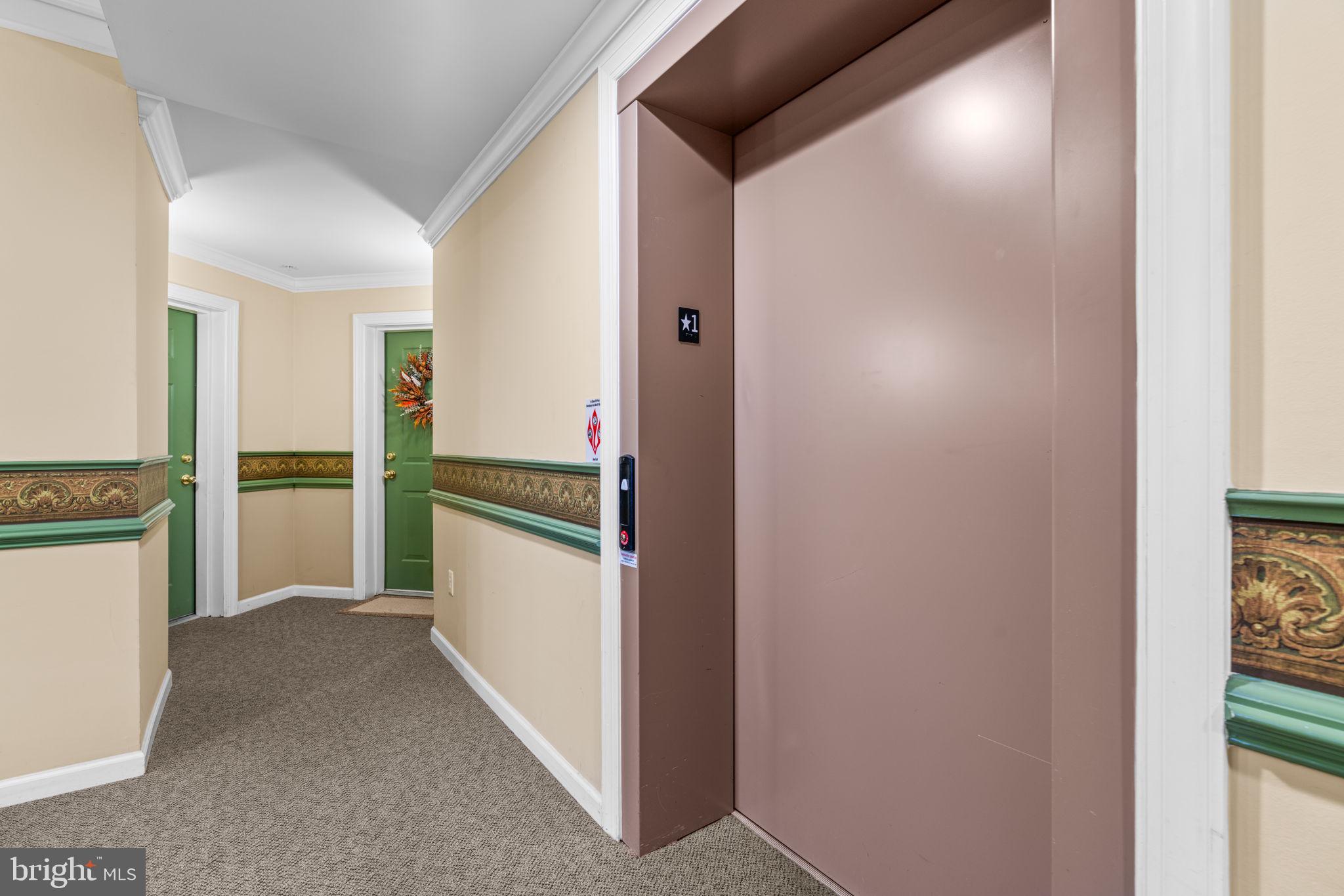 COURTYARDS AT WAVERLY WOODS - Residential